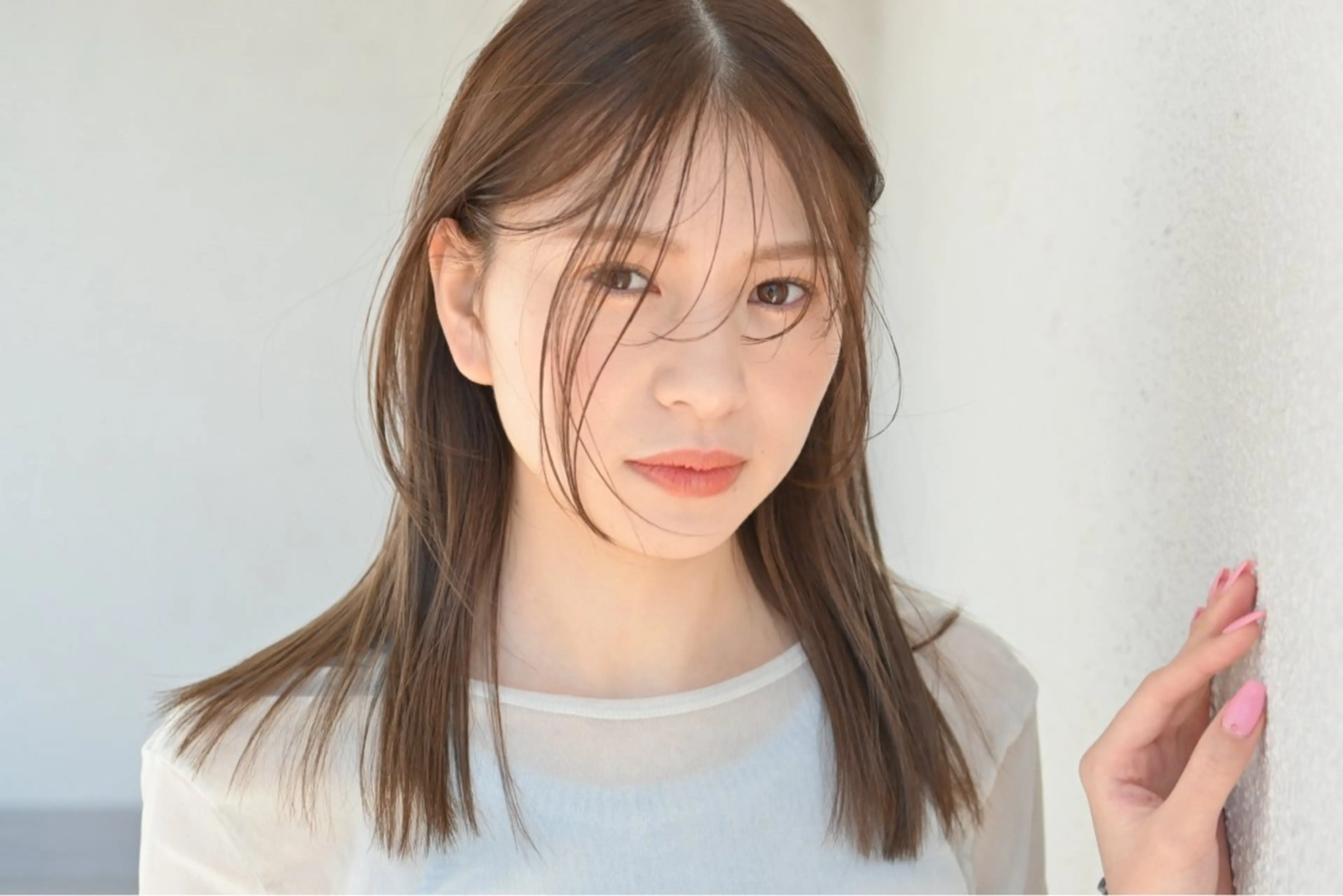 セミロング 峯田 優花のヘアスタイル