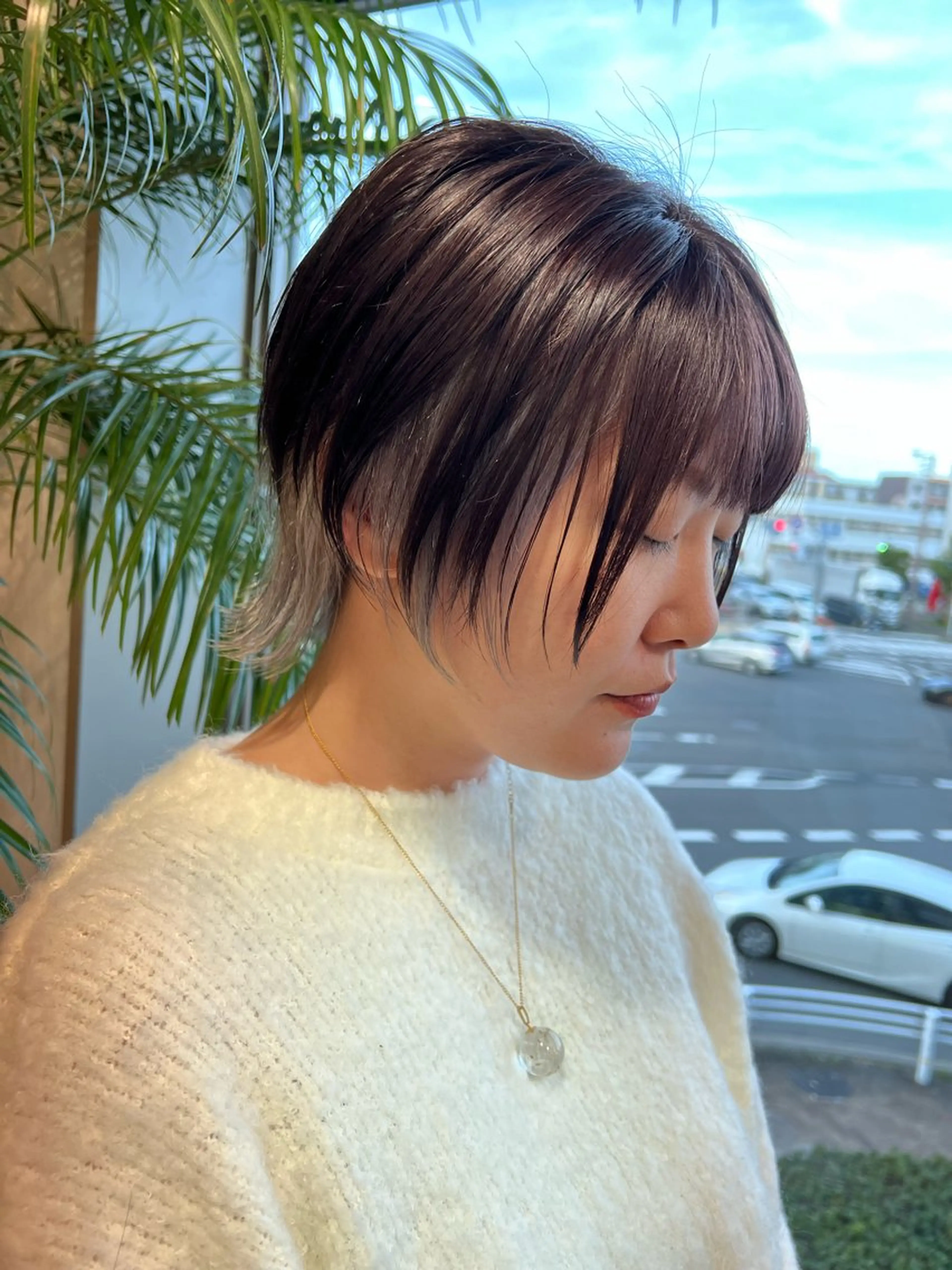 ショート カラー シルバー ウルフカット カット ヘアカラー Ripps長居所属・メテオ ／ヘアカラー 西川菜実のヘアスタイル