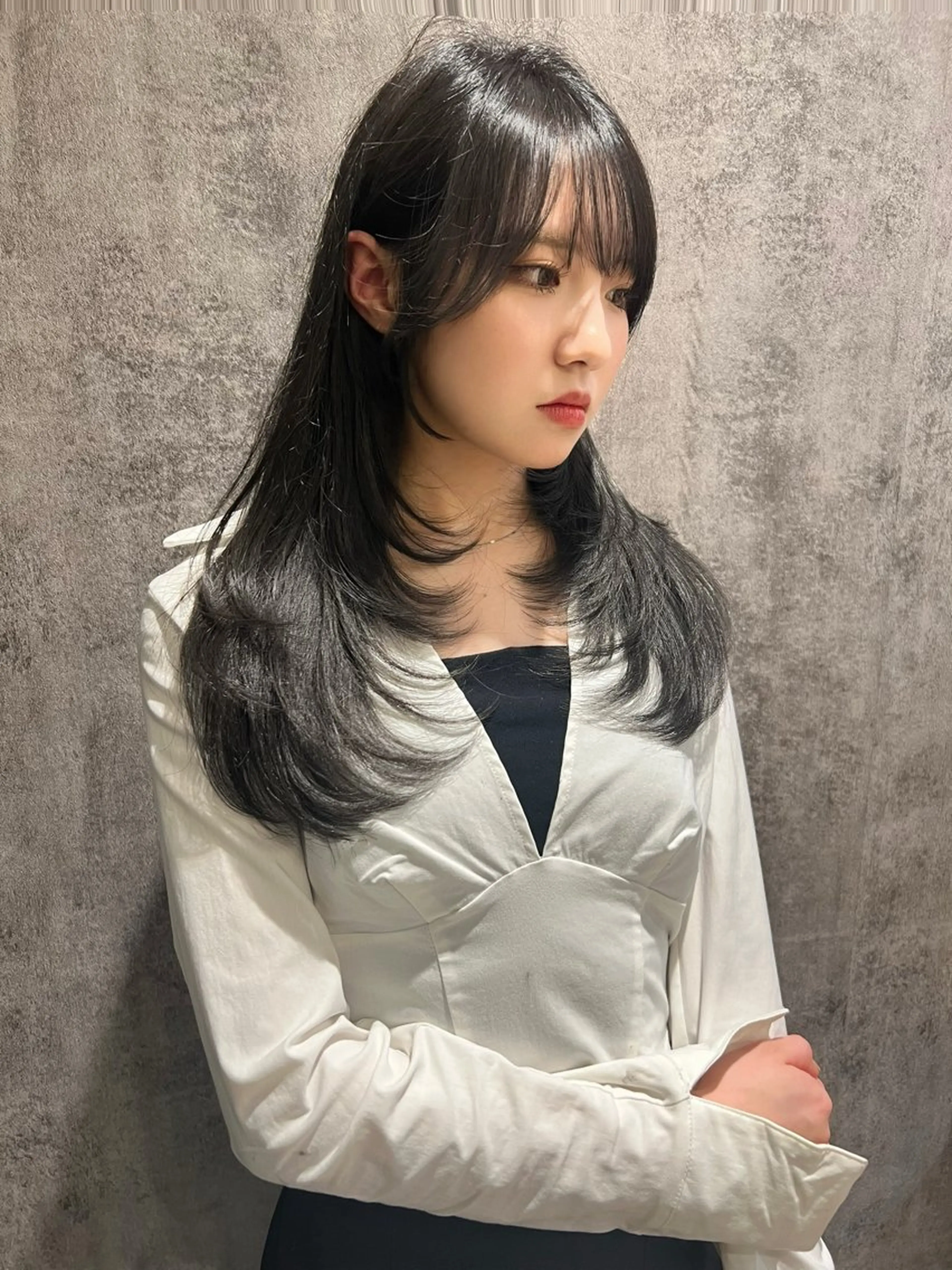 ロング 篠塚 純のヘアスタイル