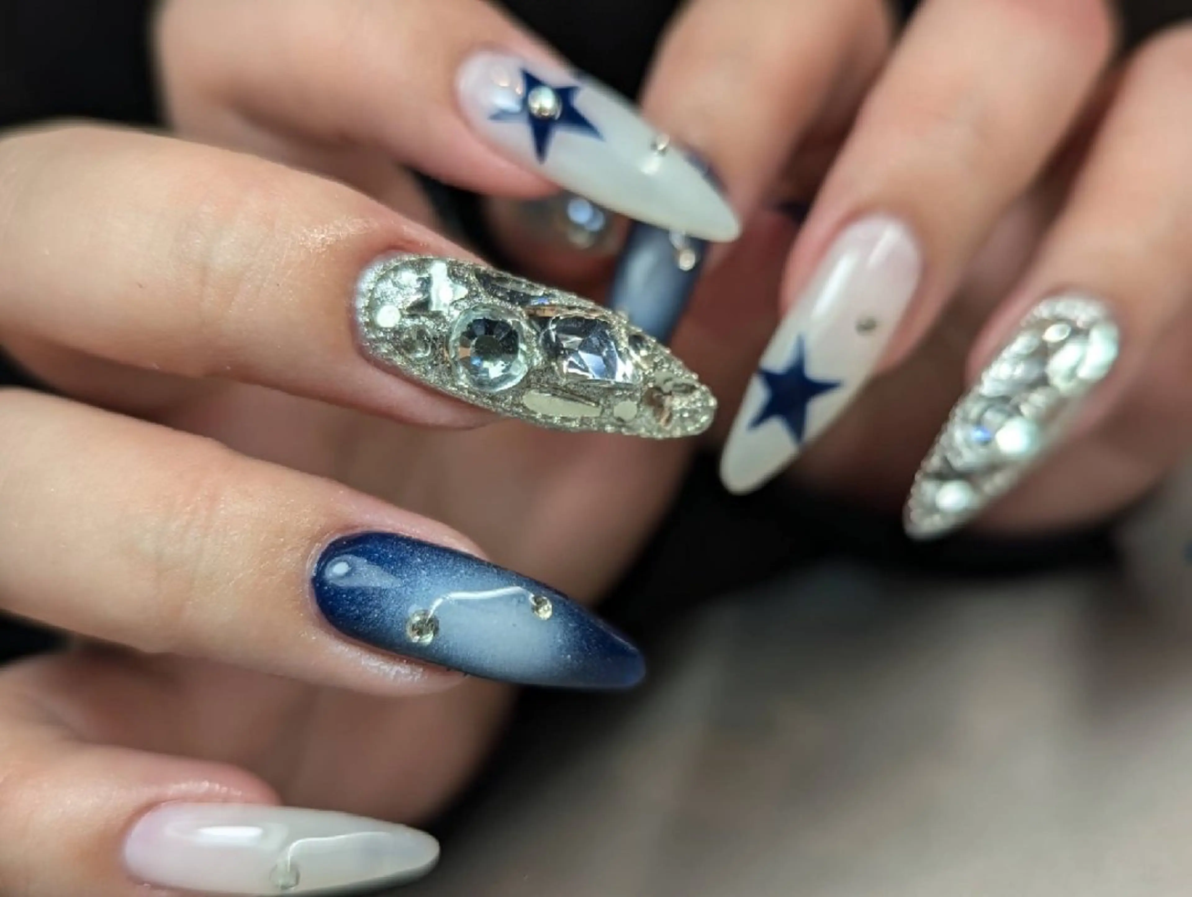 ネイル Nailsalon BEeR。のネイルデザイン