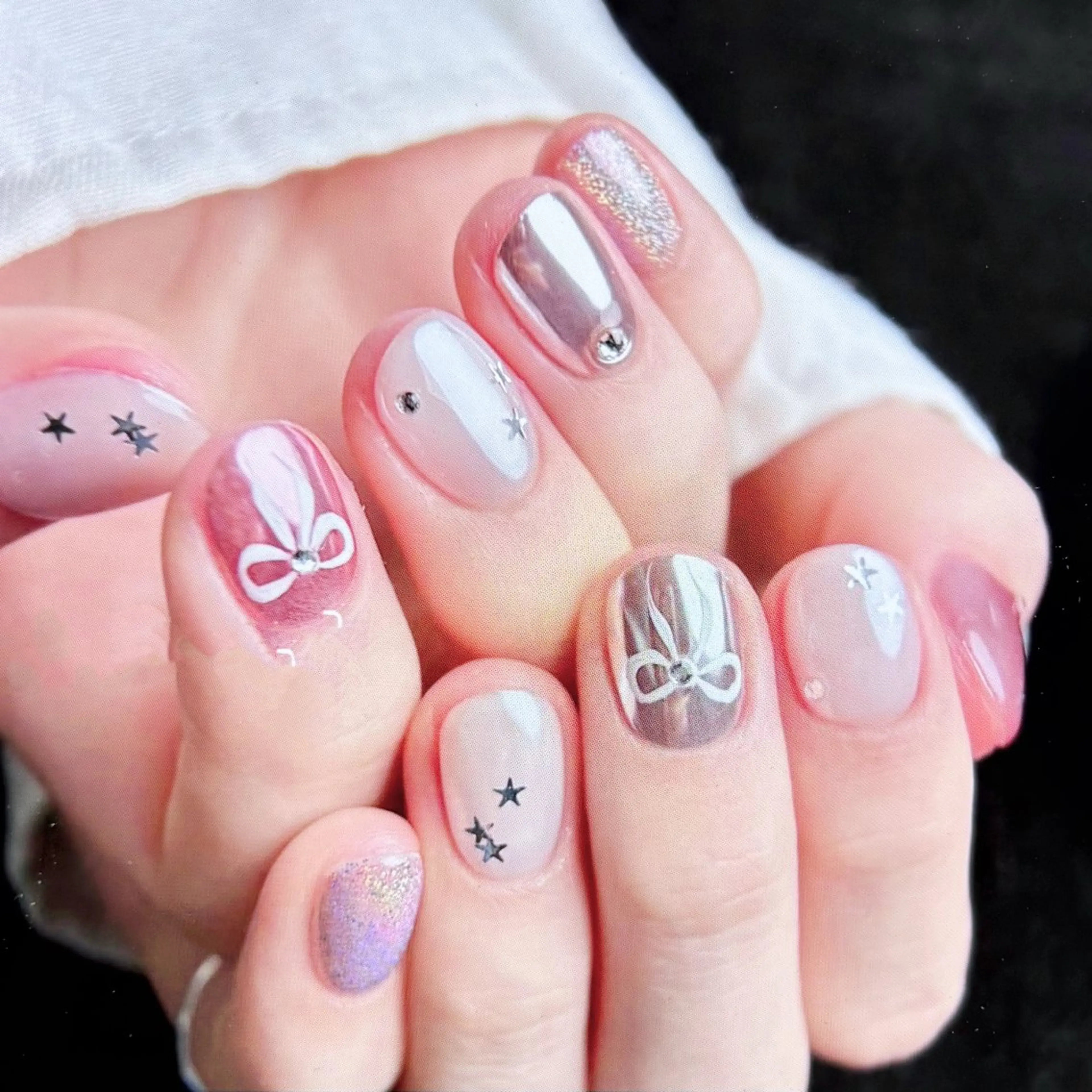 ネイル ハンドネイル H3 Nail Tsuki🦋💙のネイルデザイン
