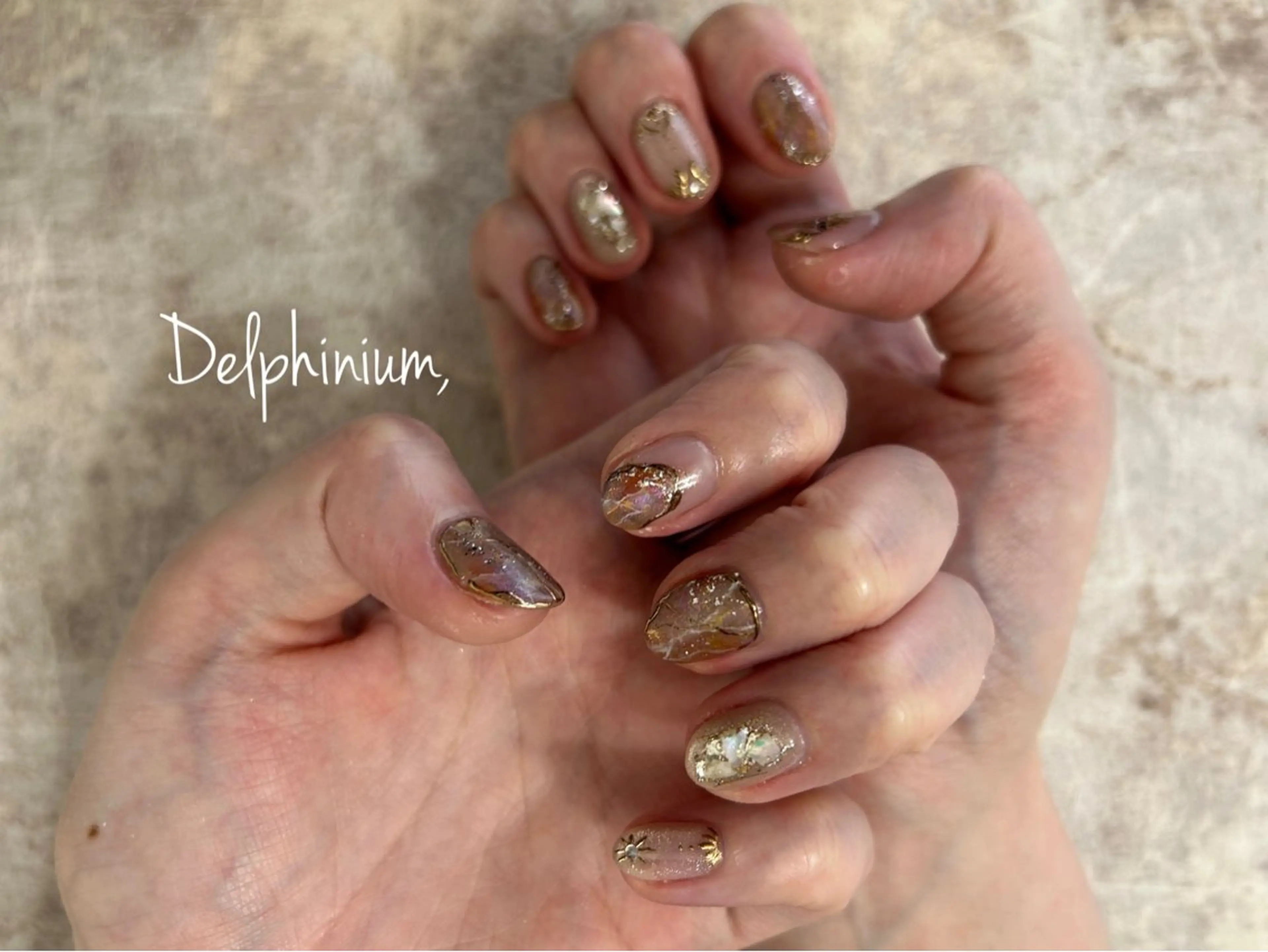 ネイル キラキラネイル ニュアンスネイル ハンドネイル 岡本 友恵のネイルデザイン