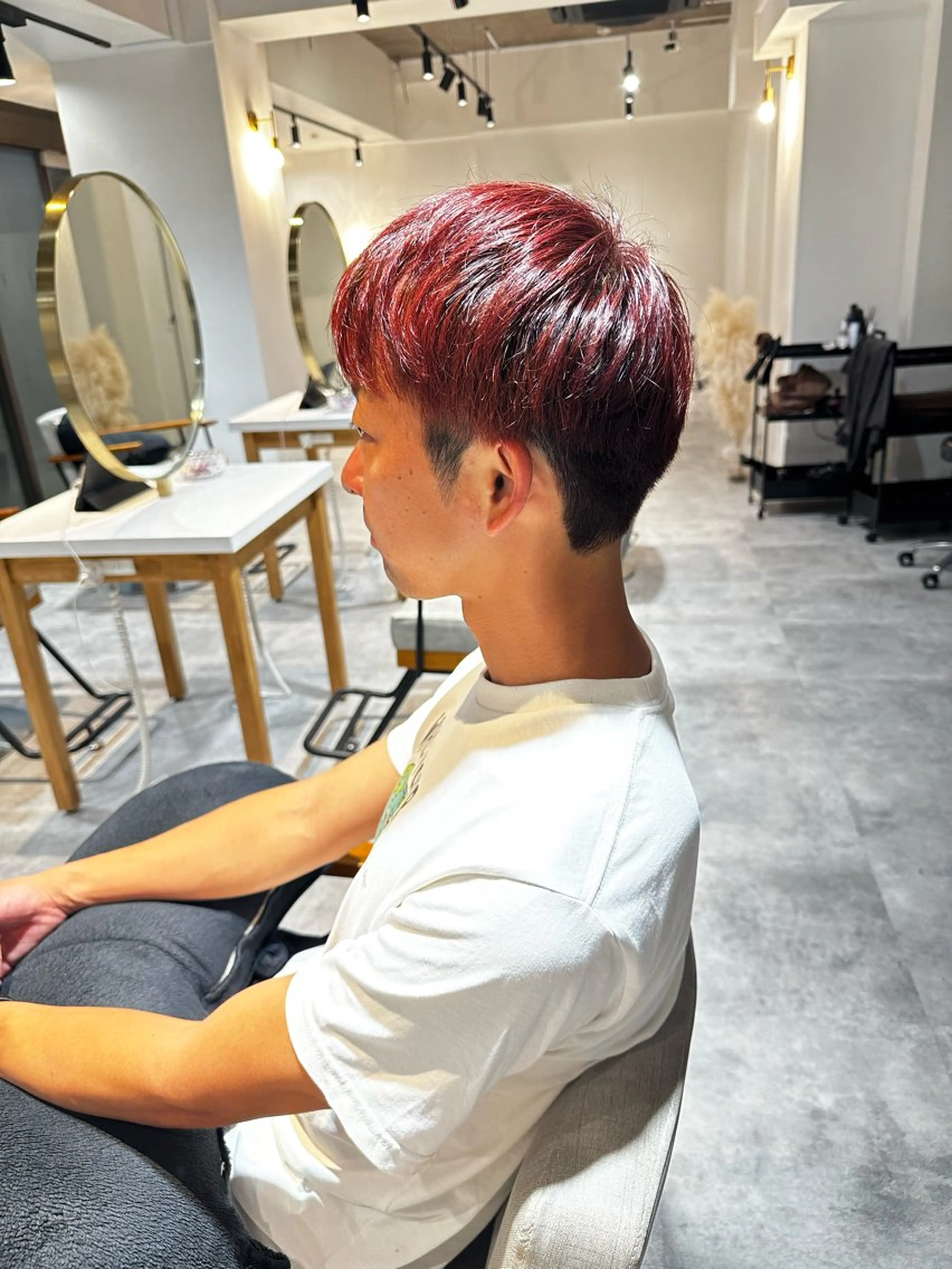 カラー メンズ 池田 玖留美のヘアスタイル