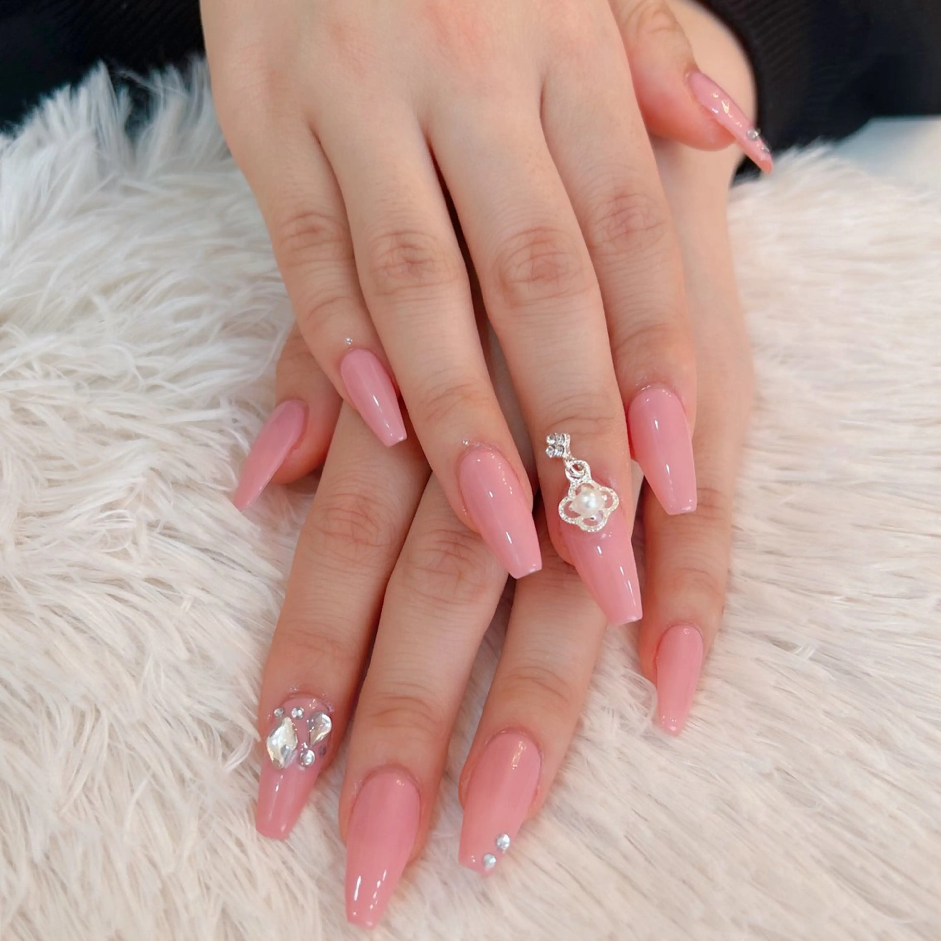 ネイル ワンカラーネイル ハンドネイル CherieNail 💗manaのネイルデザイン