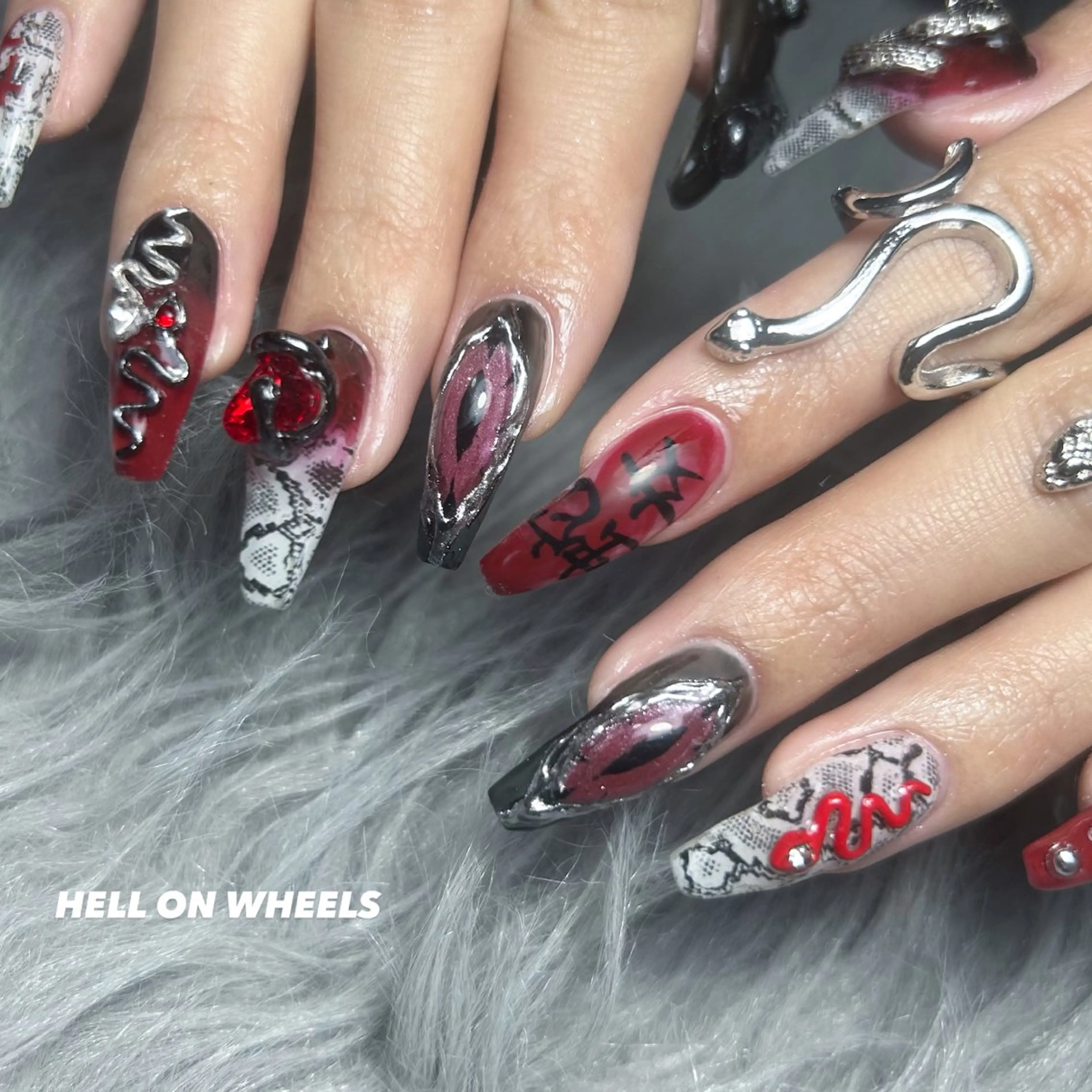 ネイル ハンドネイル ⛓Miyu ⛓のネイルデザイン