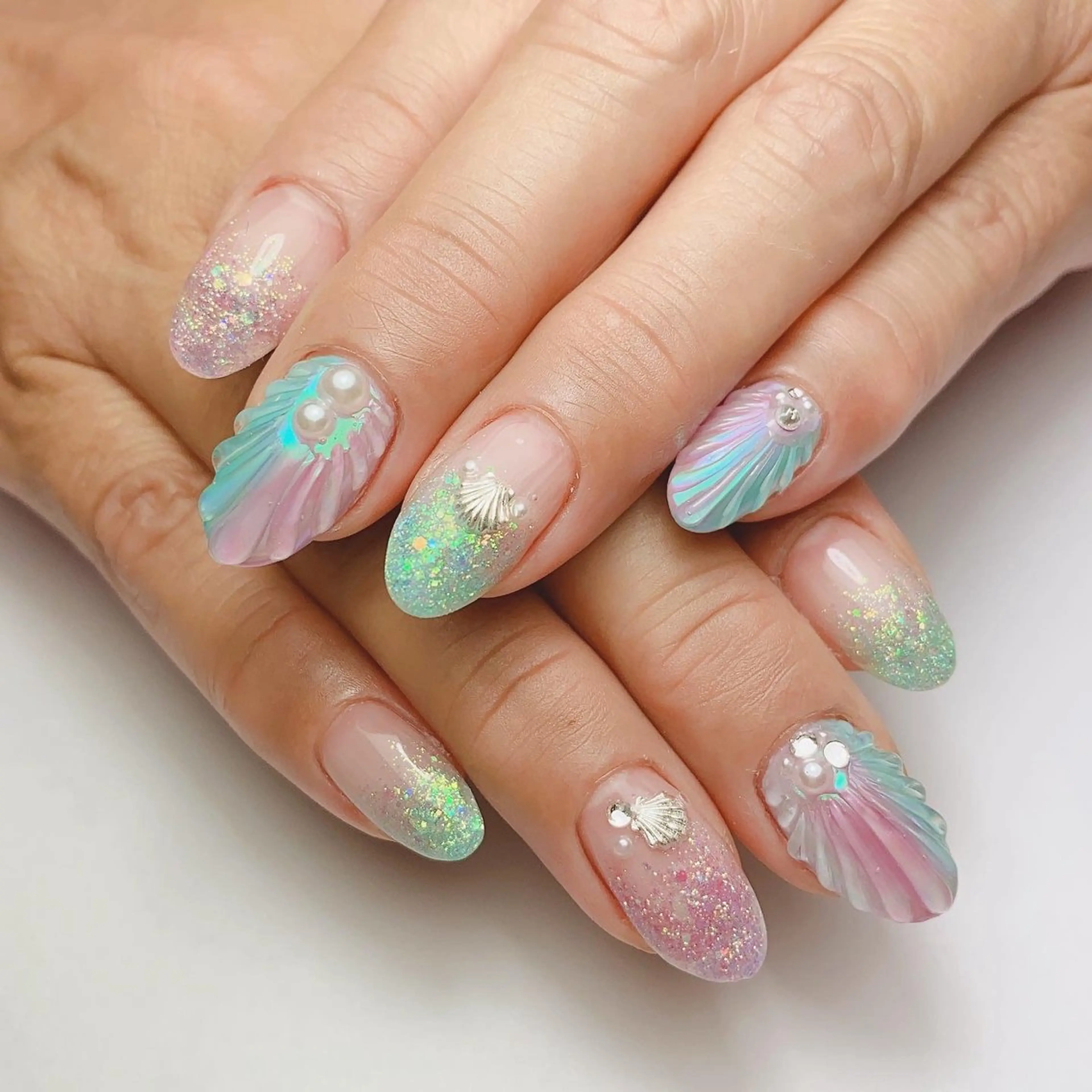 ネイル 石原 夕華のネイルデザイン