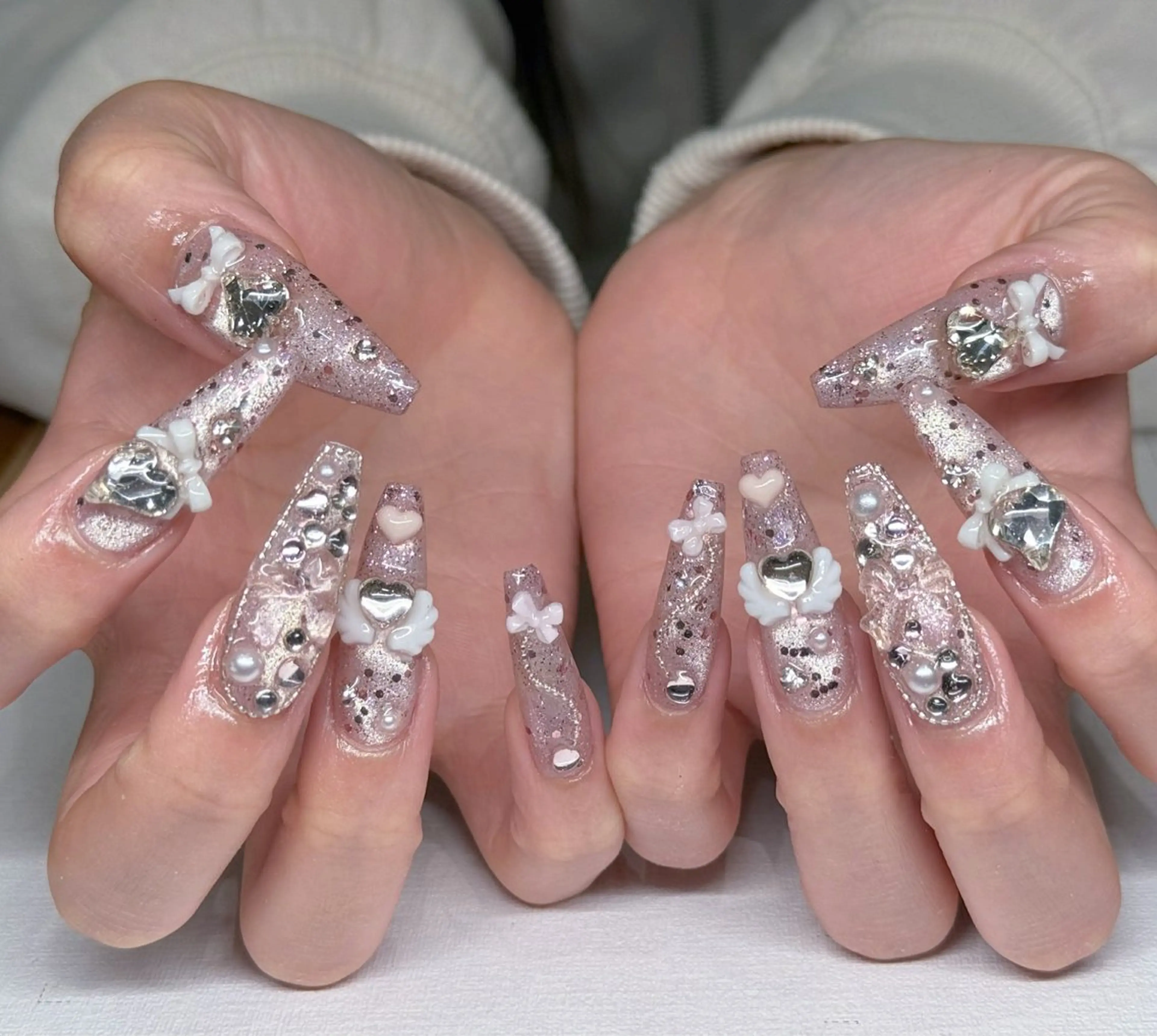 ネイル オーロラネイル ブルー チークネイル 長さ出し フットネイル ハンドネイル チップ長さ出し 専門店のネイルデザイン