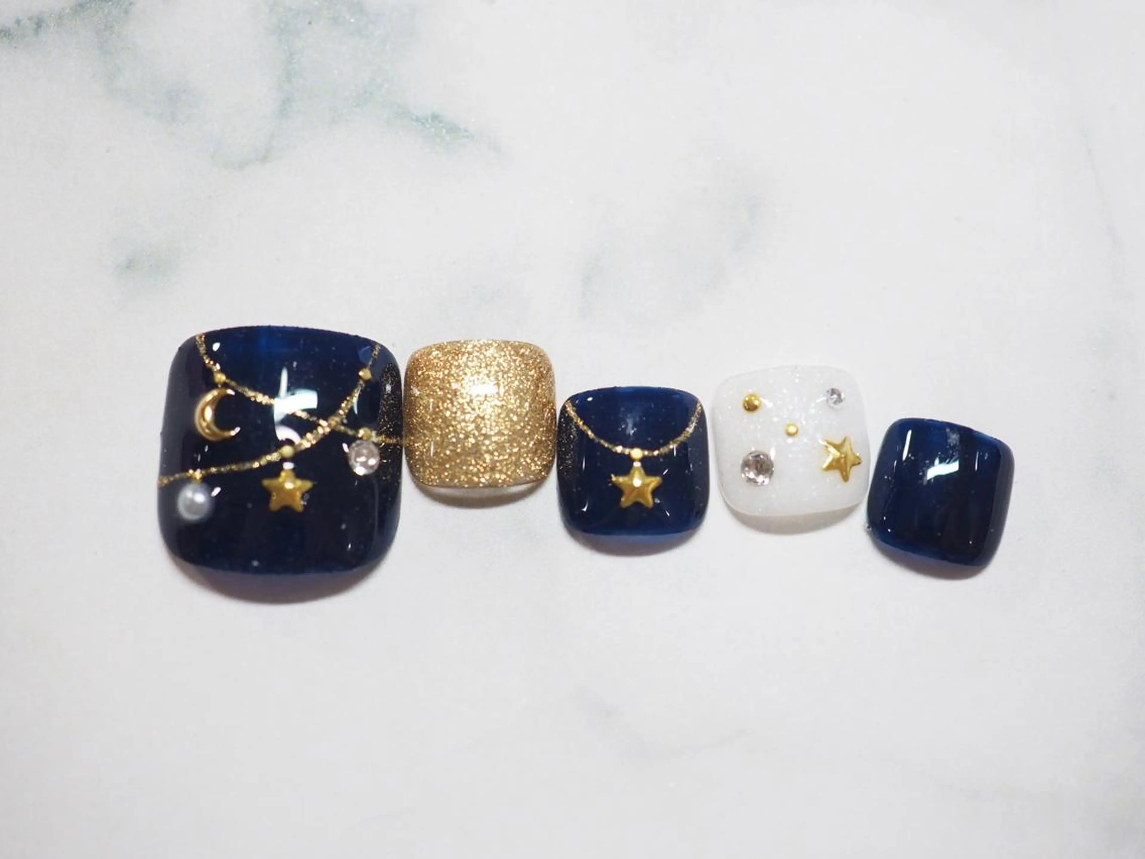 ネイル トップネイリスト Ribbon立川店のネイルデザイン