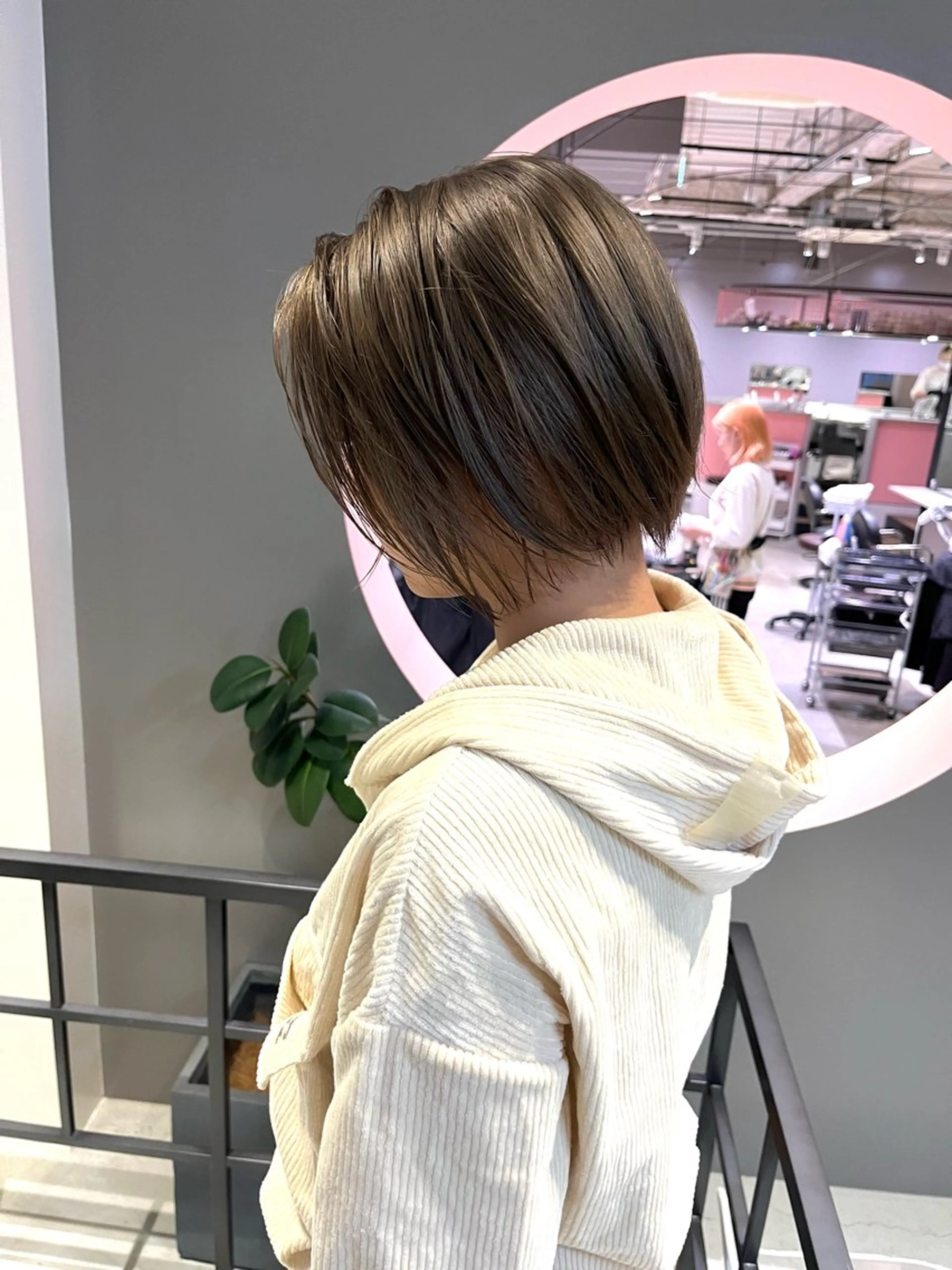 ショート カラー ヘアカラー 石塚 健汰のヘアスタイル