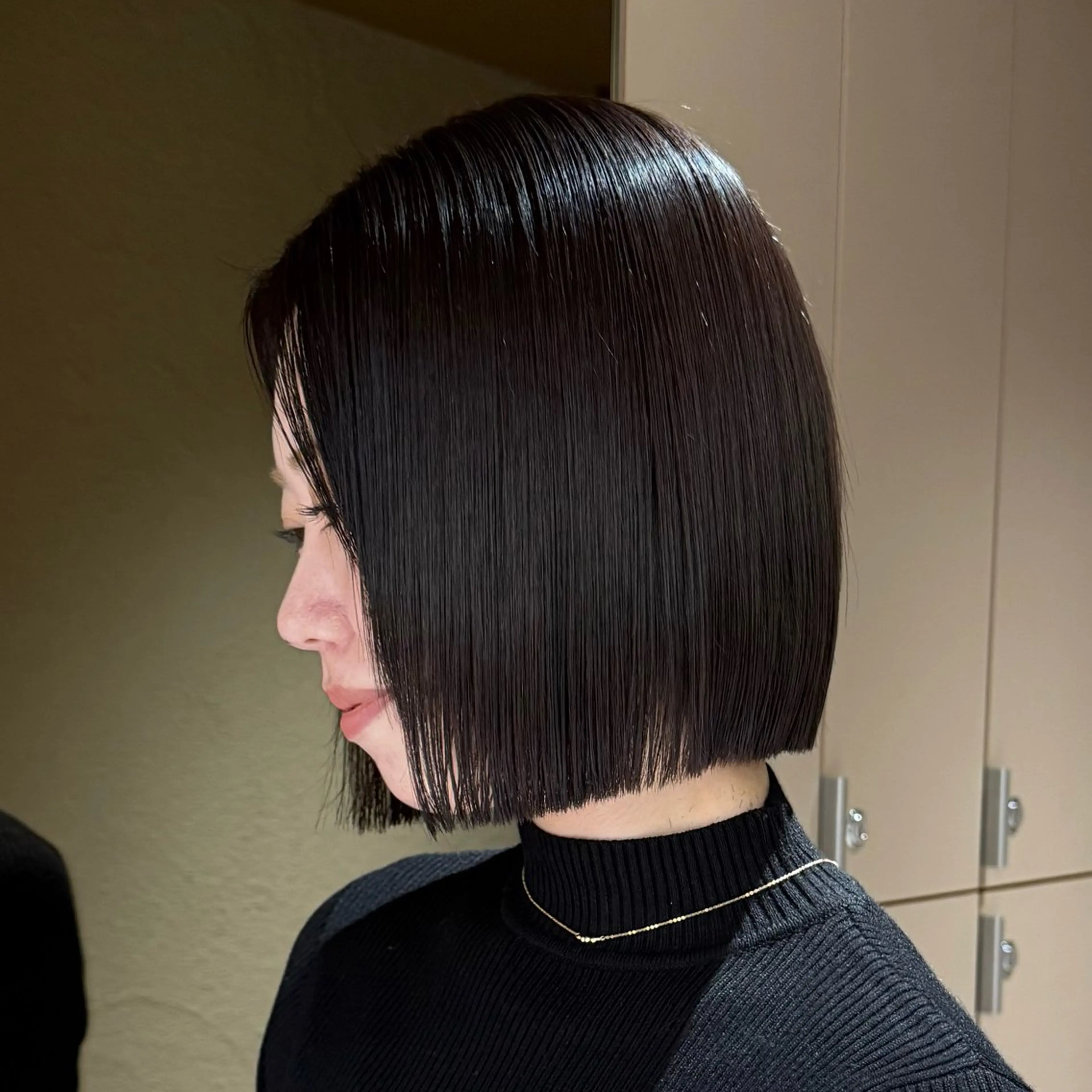 ショート パーマ カット 縮毛矯正 トリートメント Akari暖色カラー /レイヤーカットのヘアスタイル