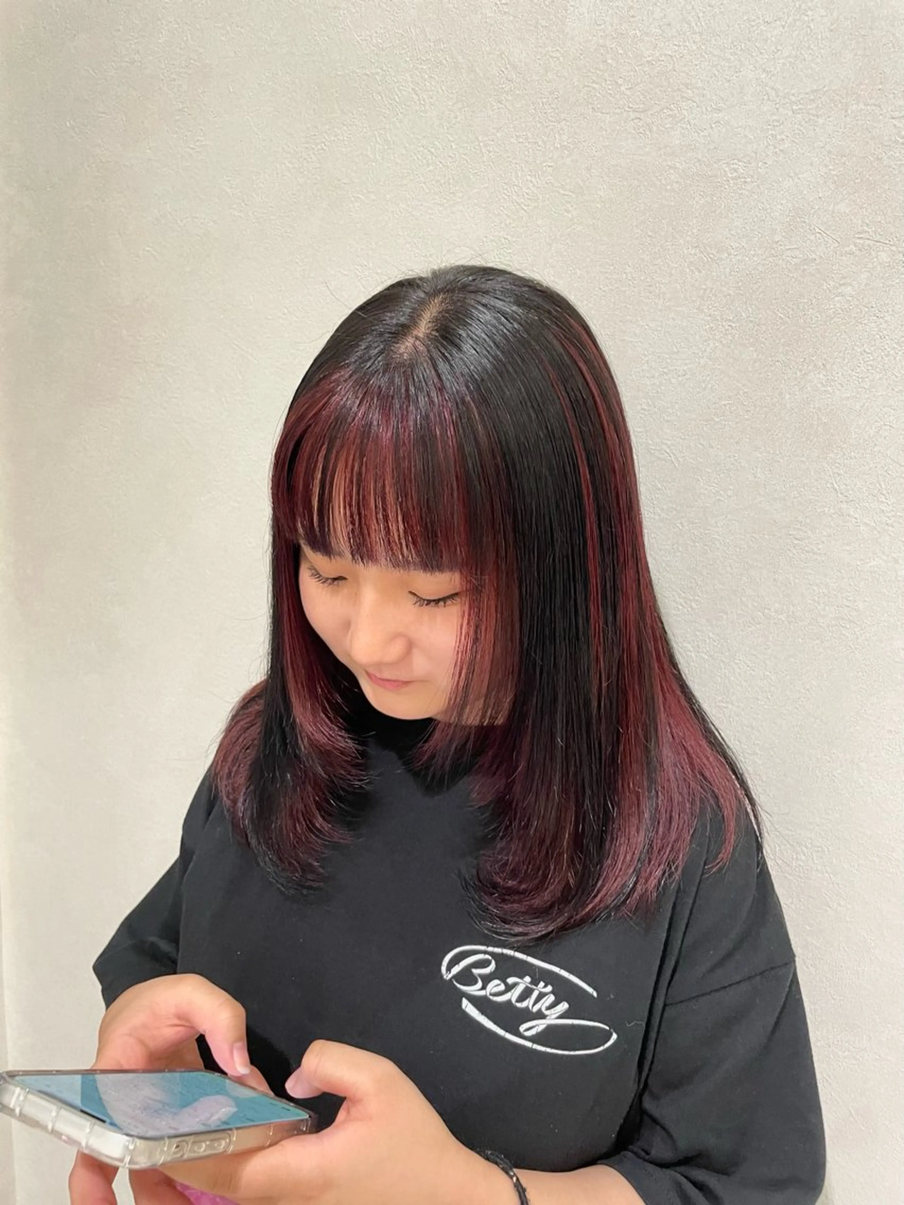 カラー 中河 美裕のヘアスタイル