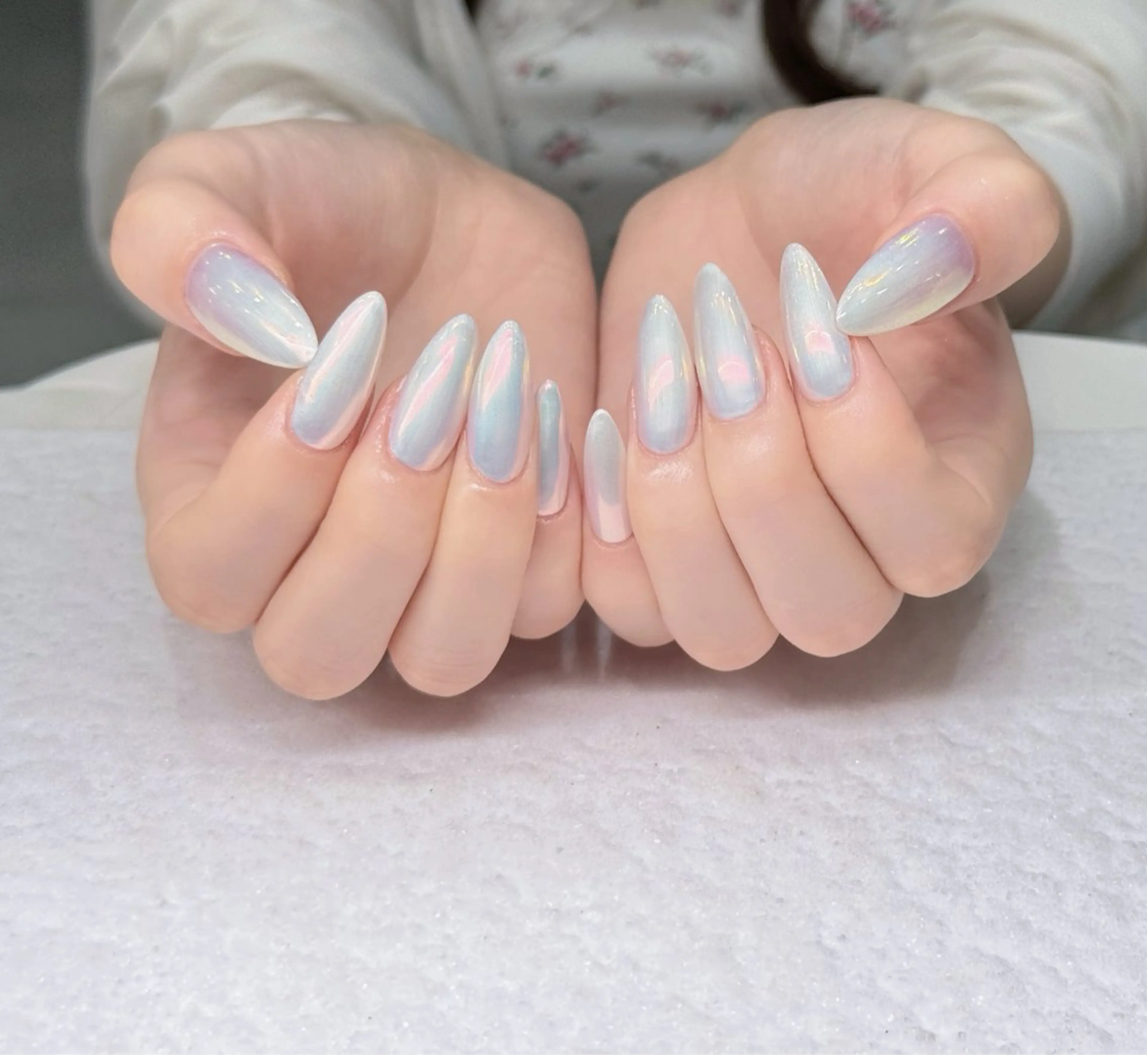 ネイル オーロラネイル ブルー チークネイル フットネイル フレンチネイル HANA.NAILS 自宅サロンのネイルデザイン