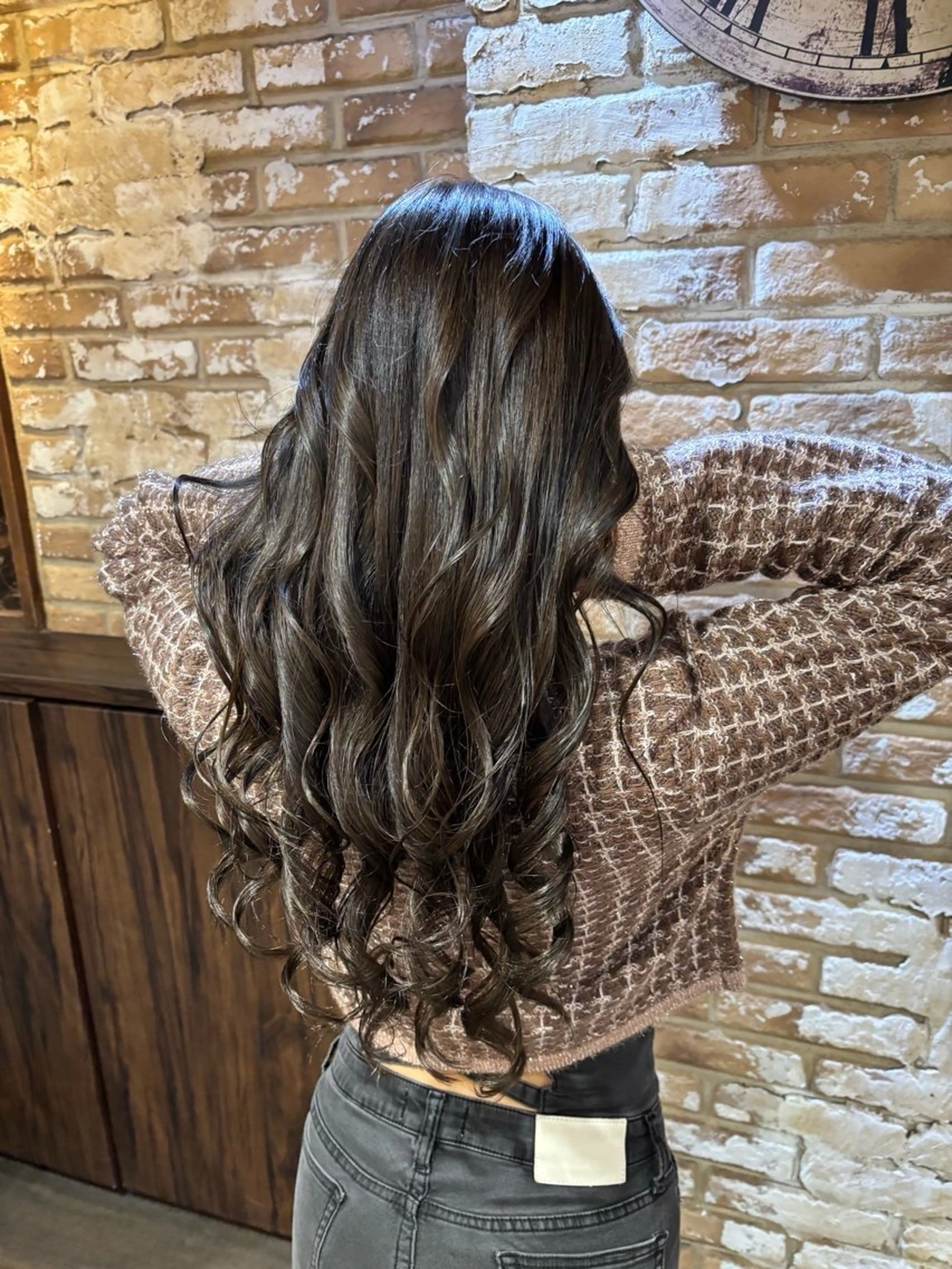 ロング カラー ヘアアレンジ アッシュ ミント 小泉 ゆあのヘアスタイル