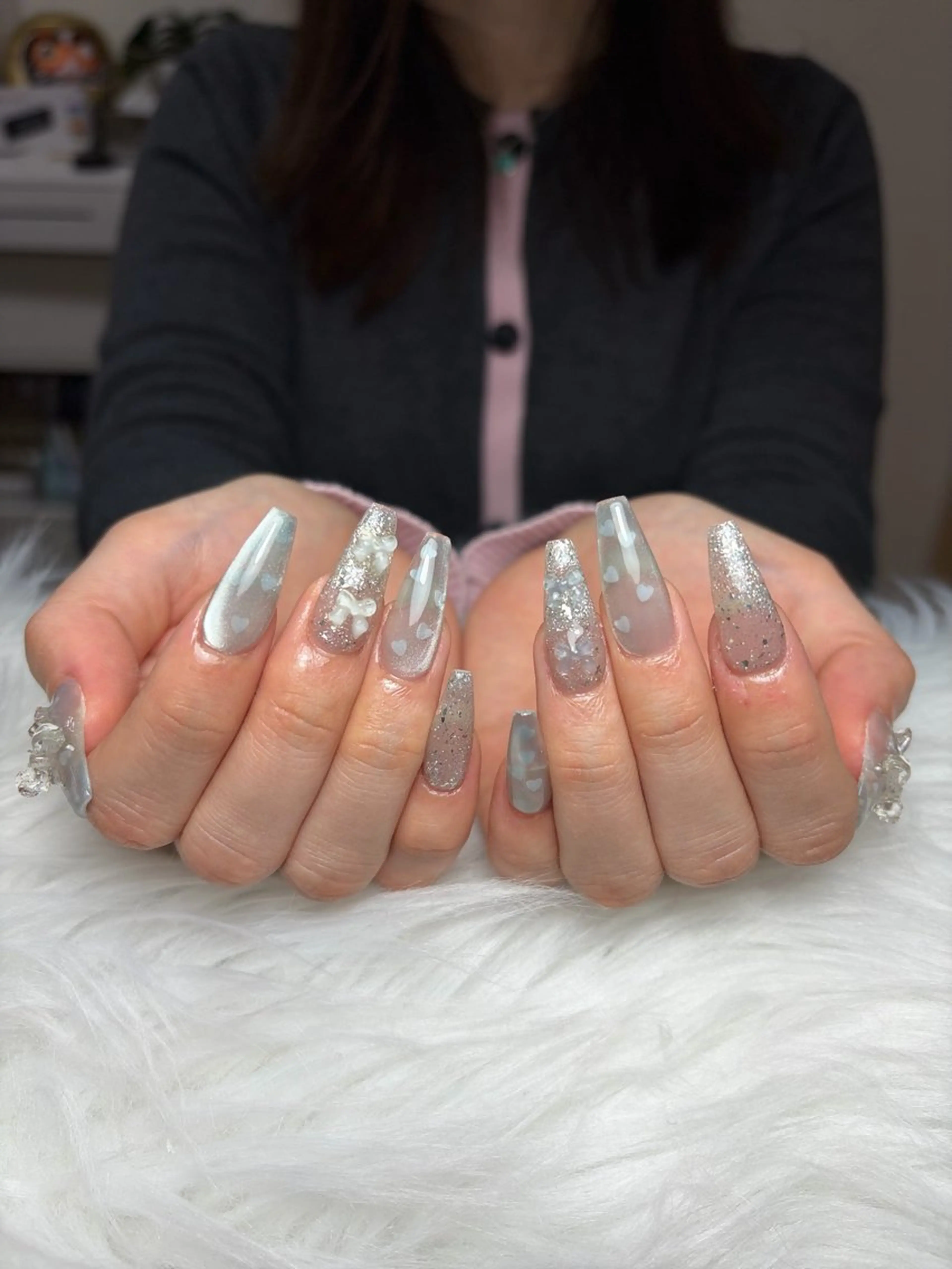 ネイル アートネイル 長さ出し ジェルネイル マグネットネイル ニュアンスネイル ハンドネイル Cloudy Chan Nailのネイルデザイン