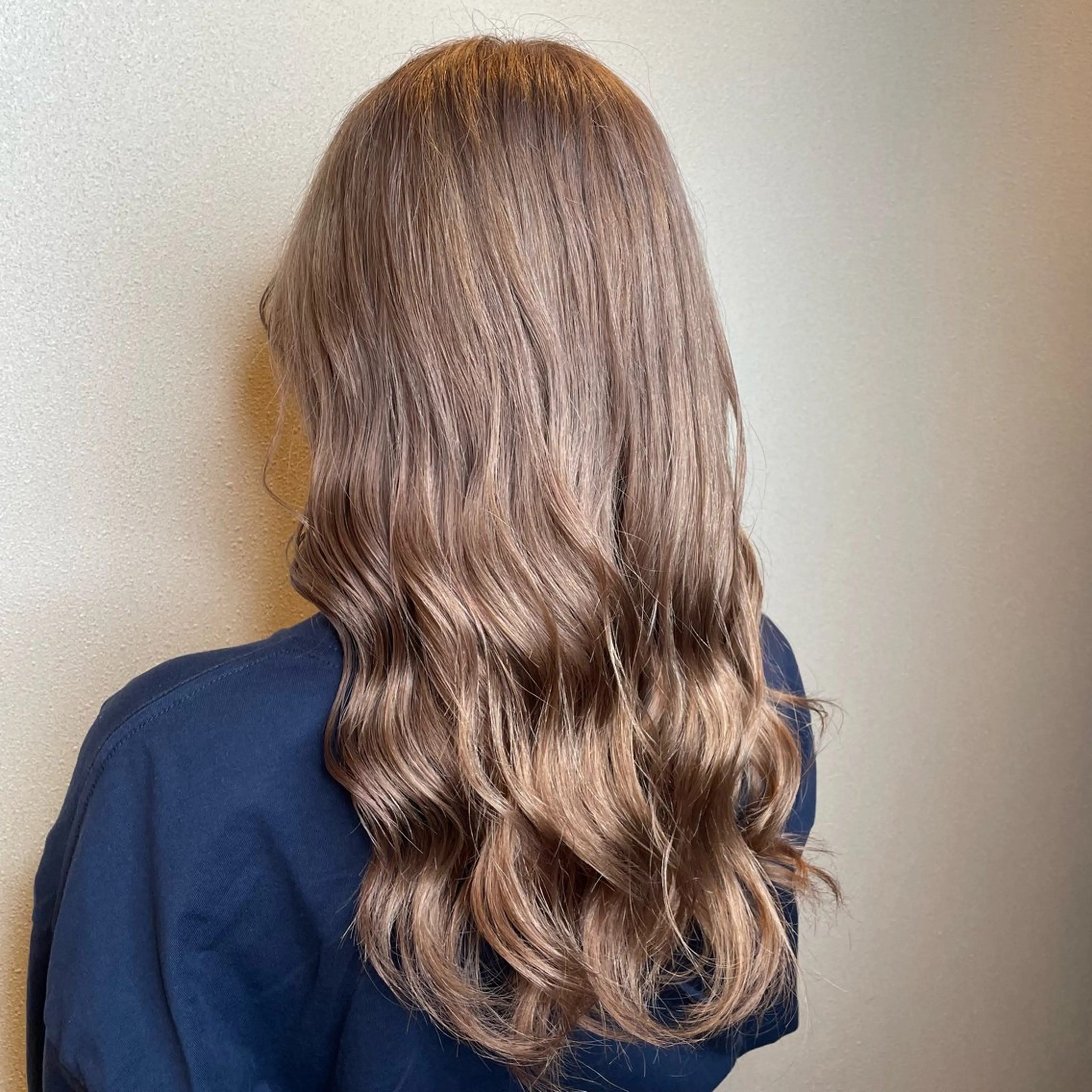 ロング カラー ヘアカラー 青田 明日海のヘアスタイル