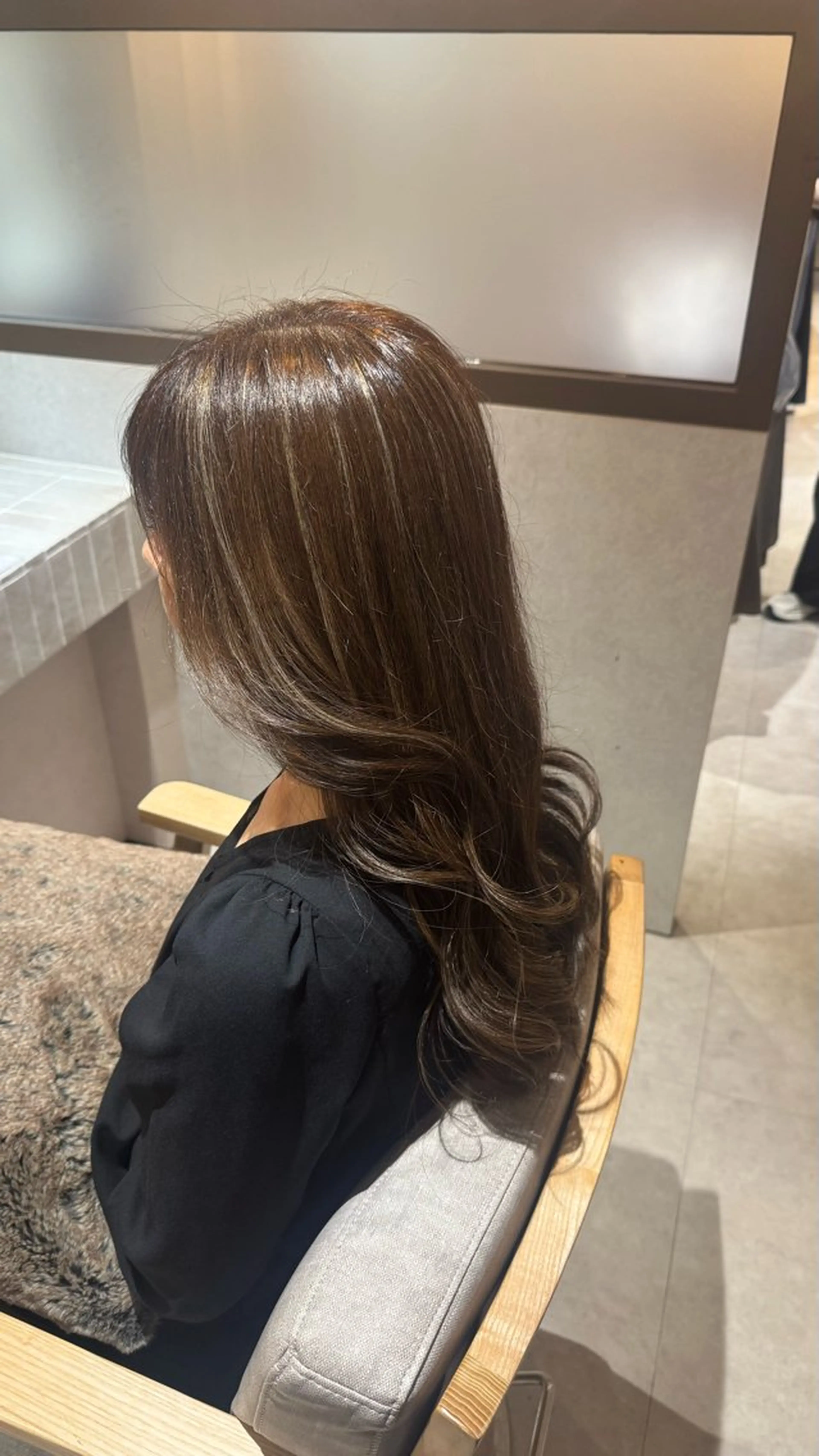 ロング カラー ヘアカラー い な み ま なのヘアスタイル