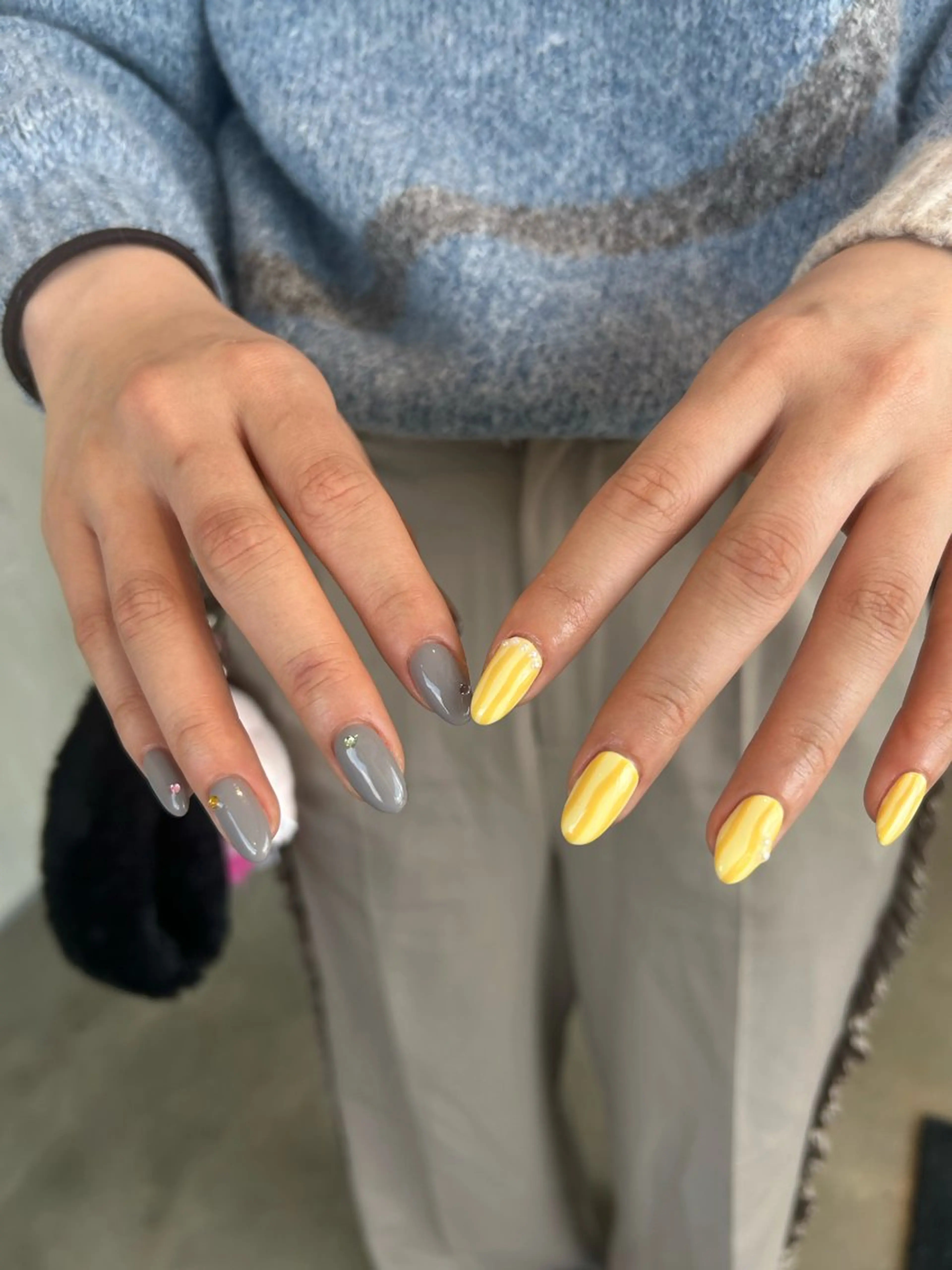 ネイル ストーンネイル tote. harunaのネイルデザイン