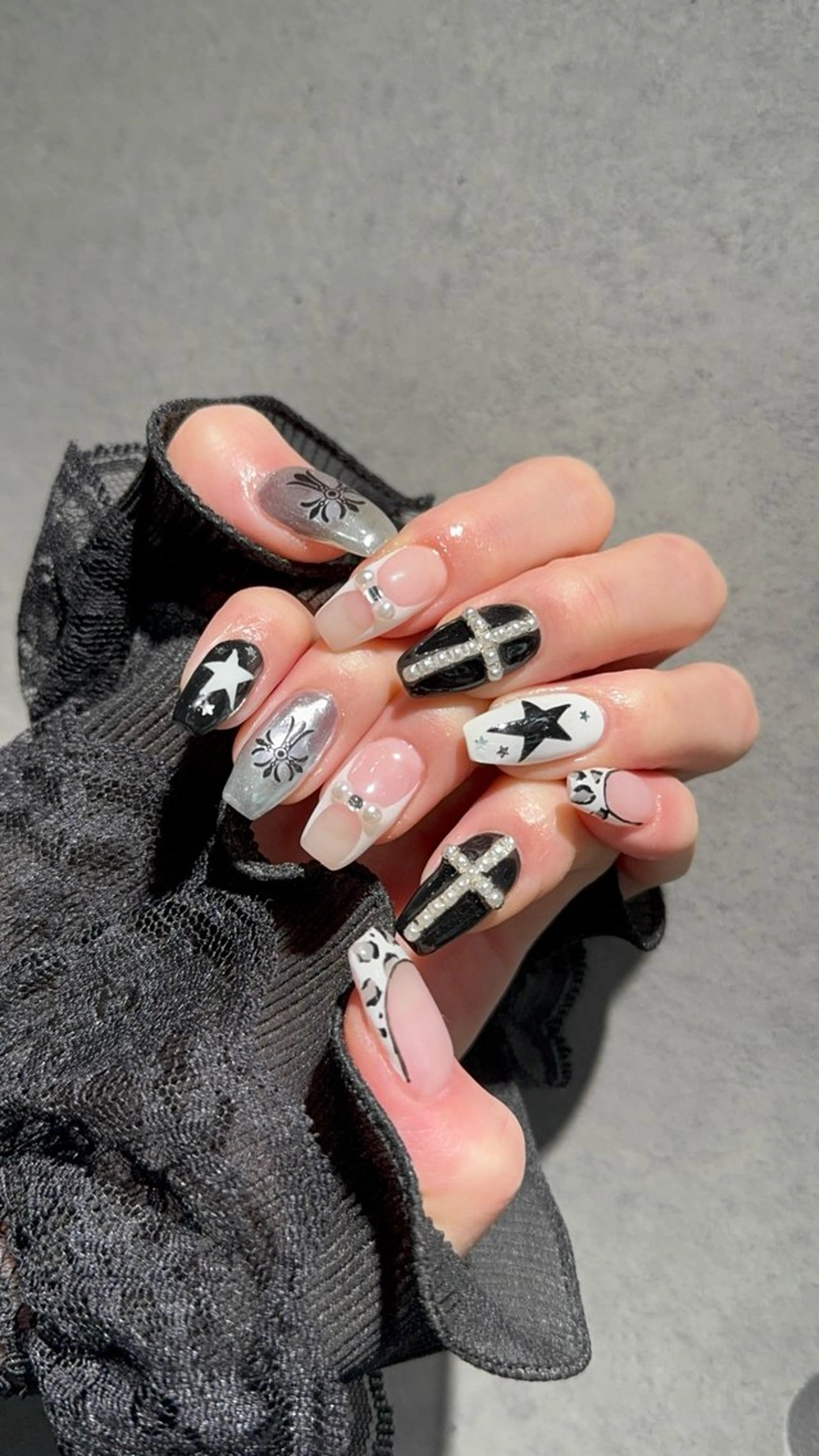 ネイル I-nailロング /ワンホン/キラキラのネイルデザイン