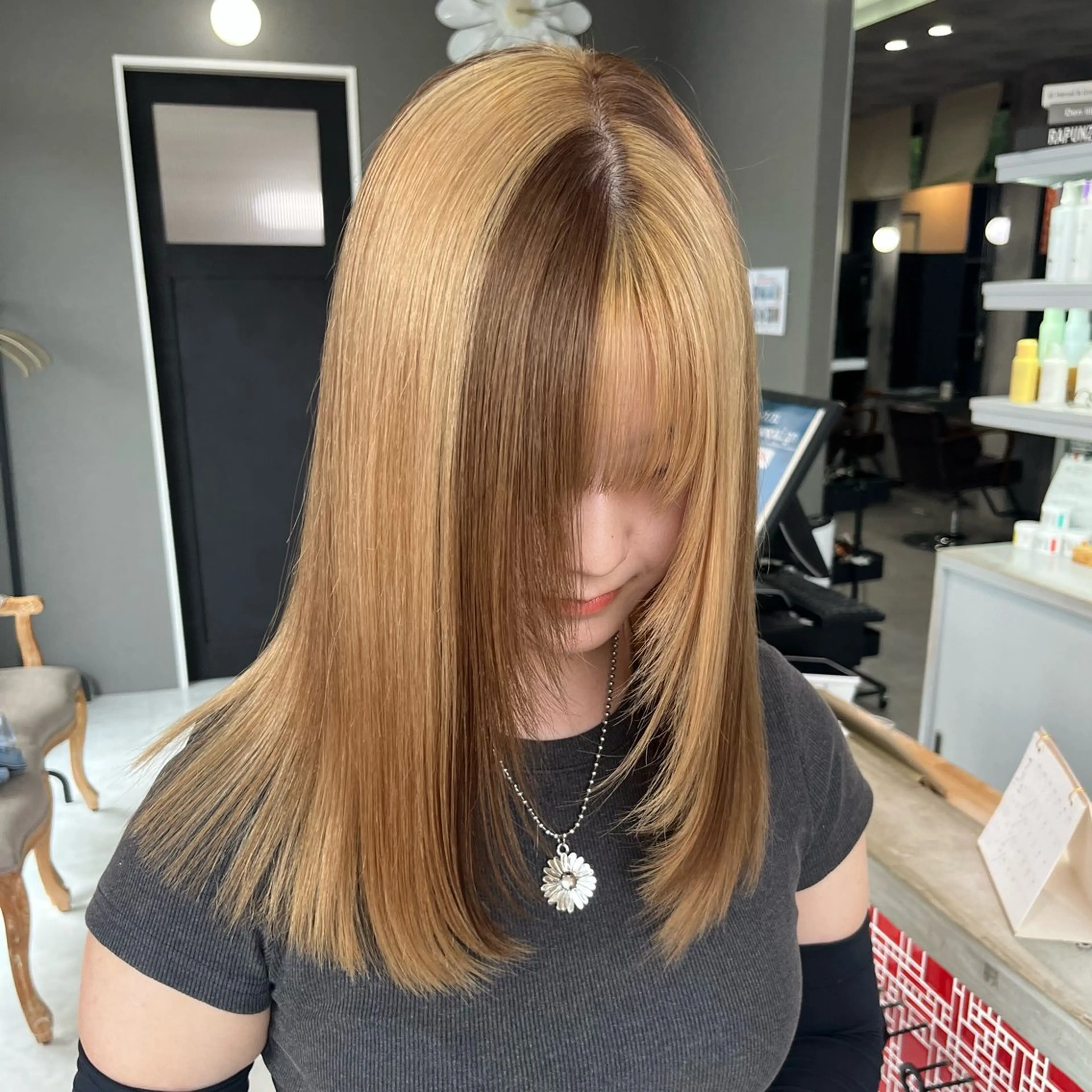 ミディアム カラー ヘアカラー トリートメント sato mizukiのヘアスタイル