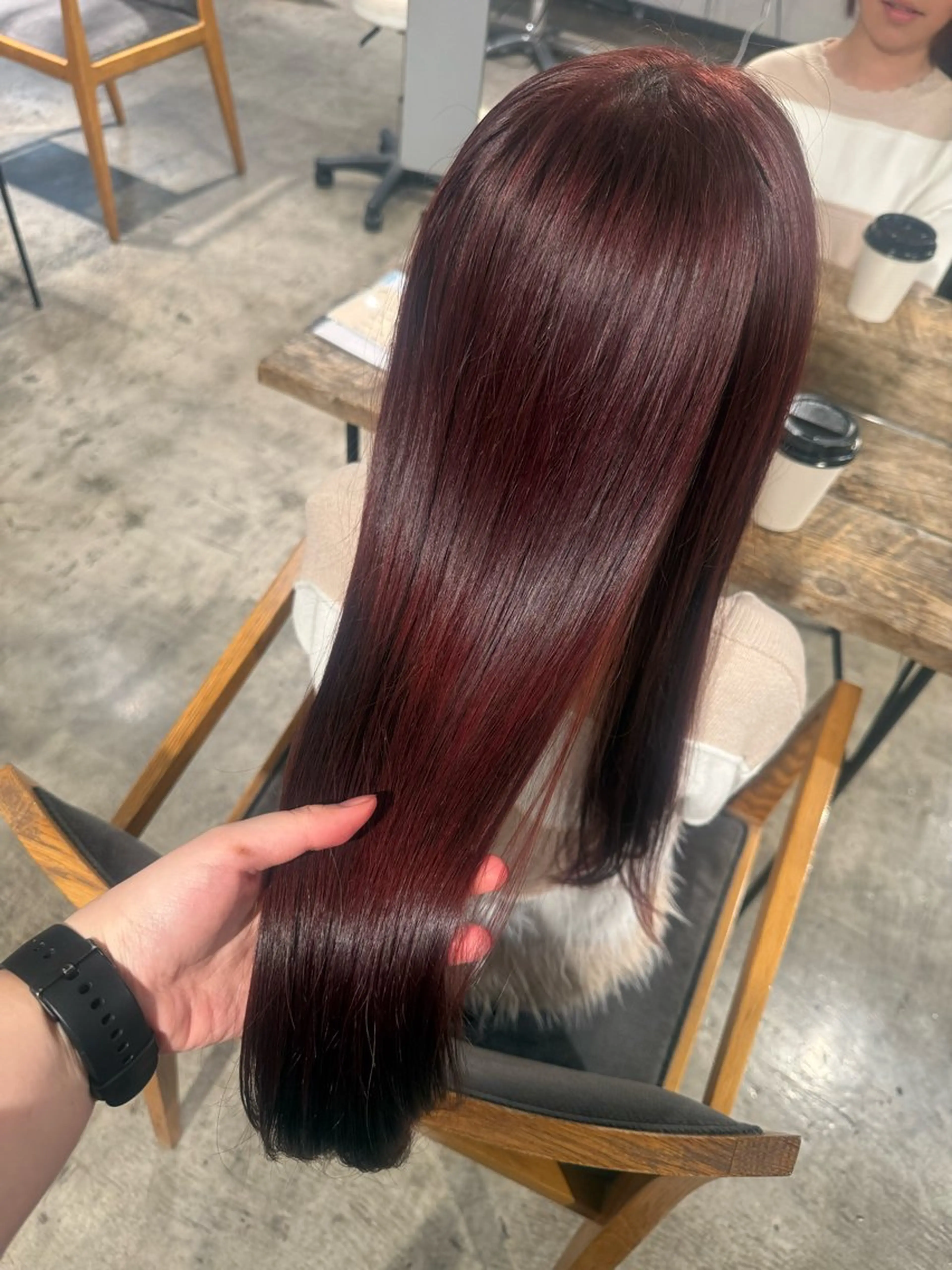 ロング カラー ブリーチ ボルドーカラー ブリーチなしカラー レッドカラー 🫧ブリーチ/透明感 カラー/メンズ/みきのヘアスタイル