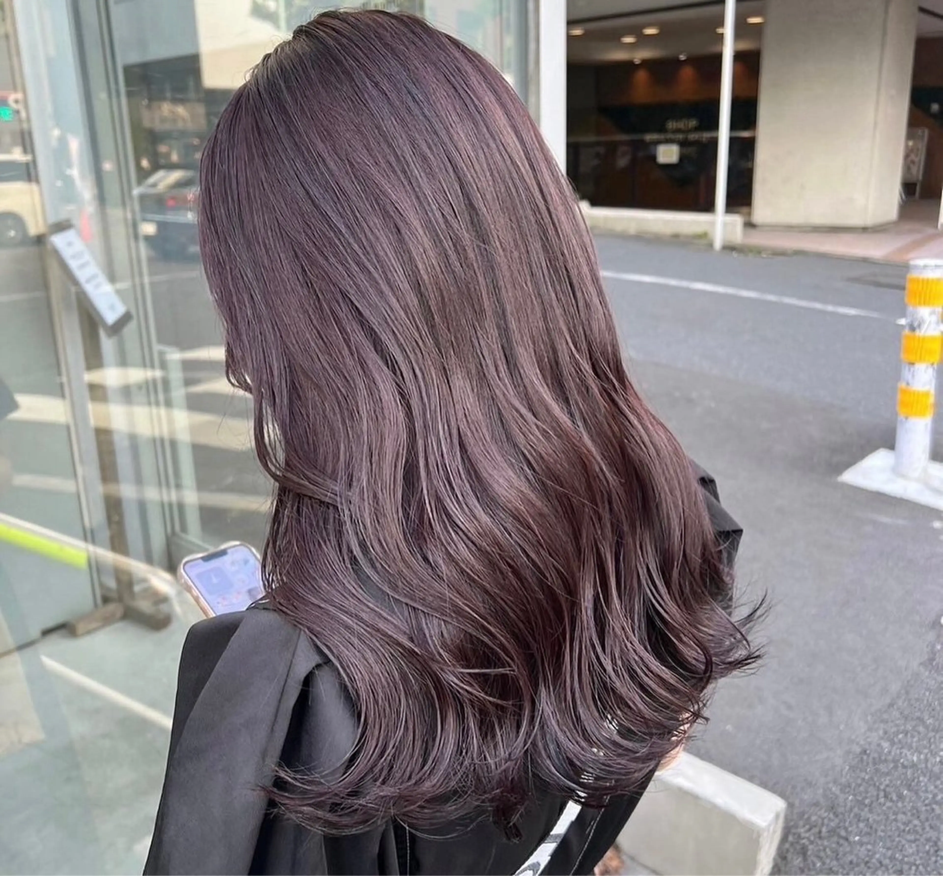 ロング カラー モテ髪ハイトーン🫧 serina🎀池袋のヘアスタイル