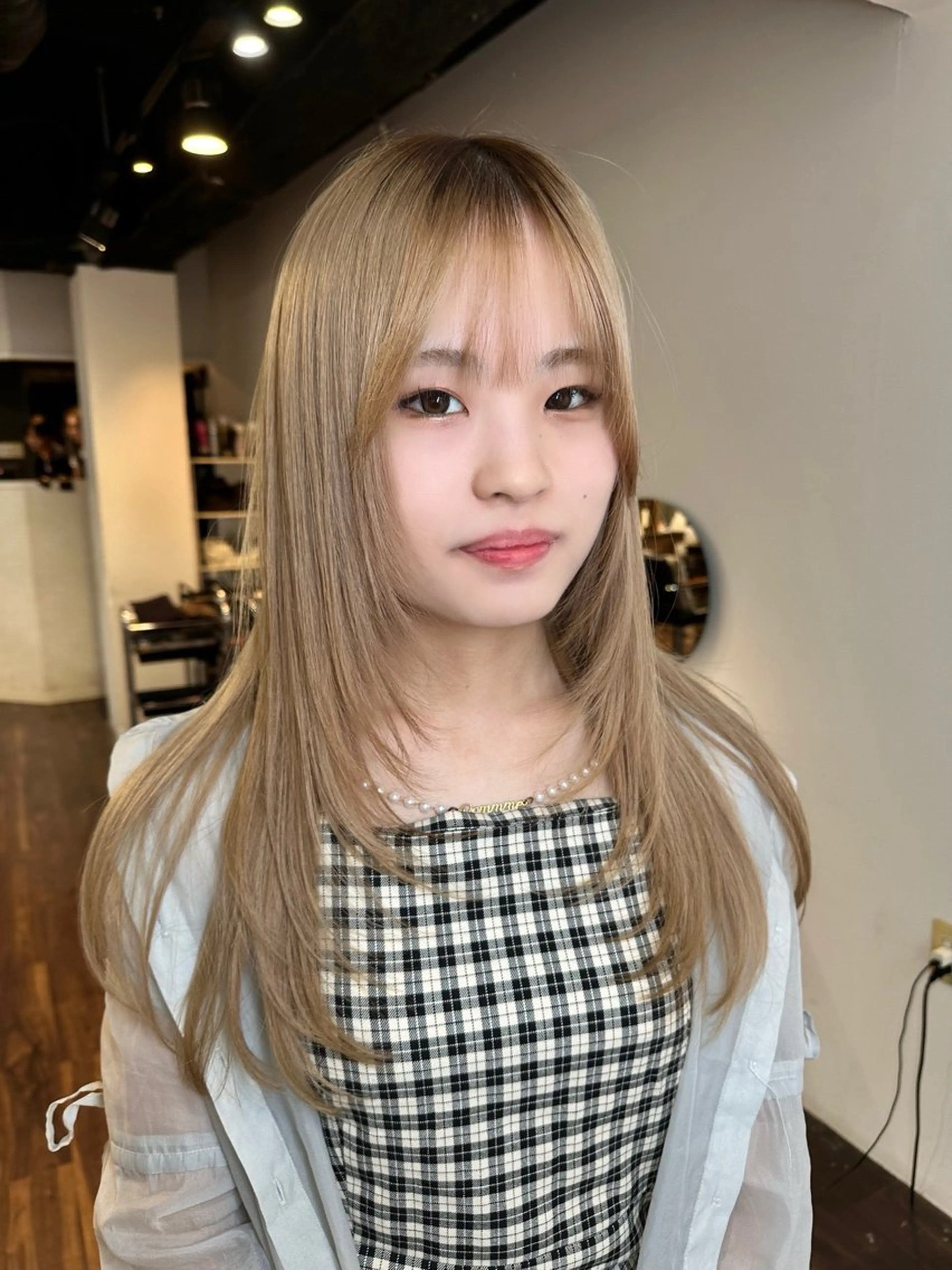 ロング カット トリートメント 艶髪カラー/レイヤ ー支持No.1renのヘアスタイル