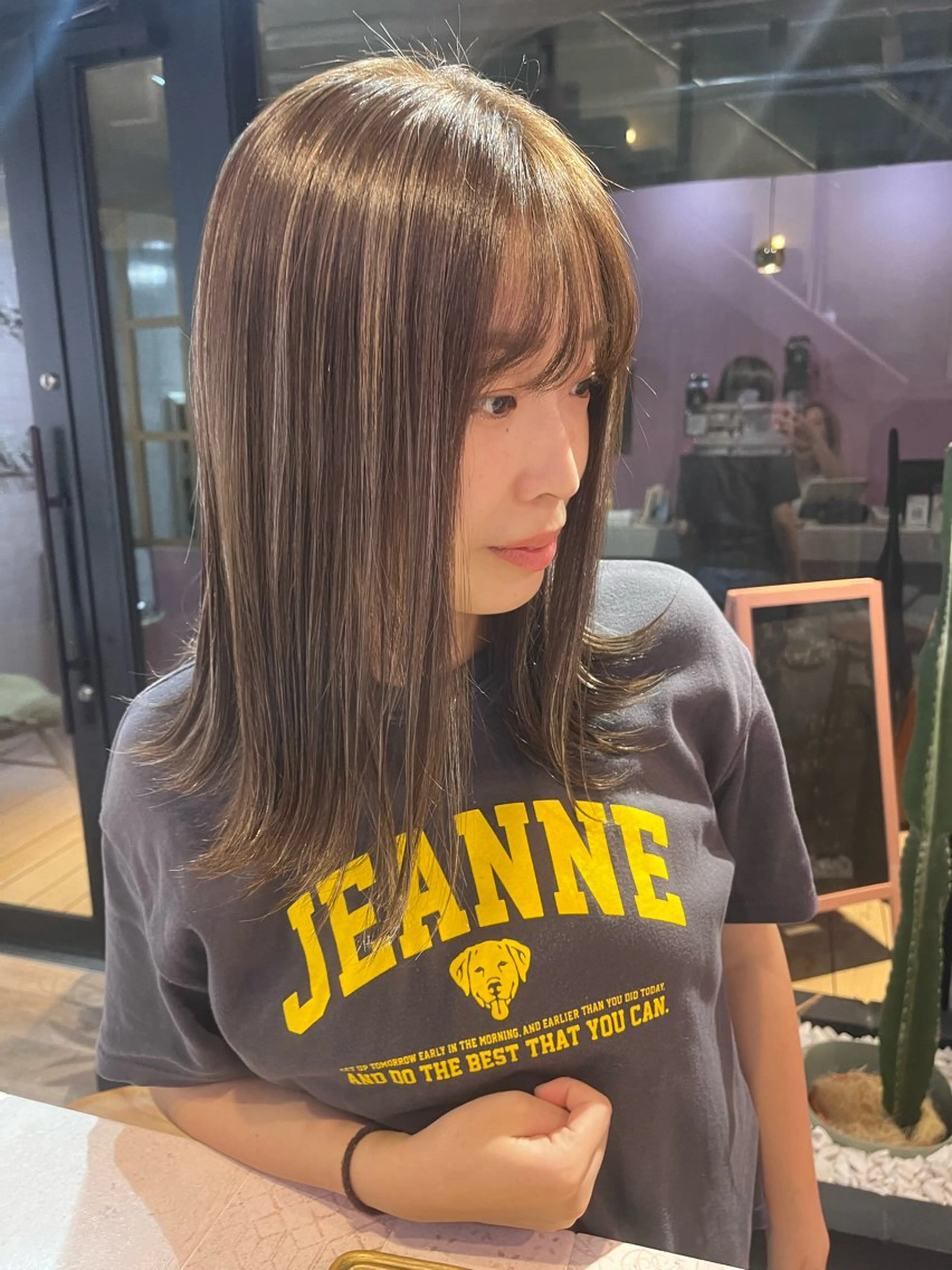 ミディアム カラー 艶感透明感カラー🤍 hinaのヘアスタイル