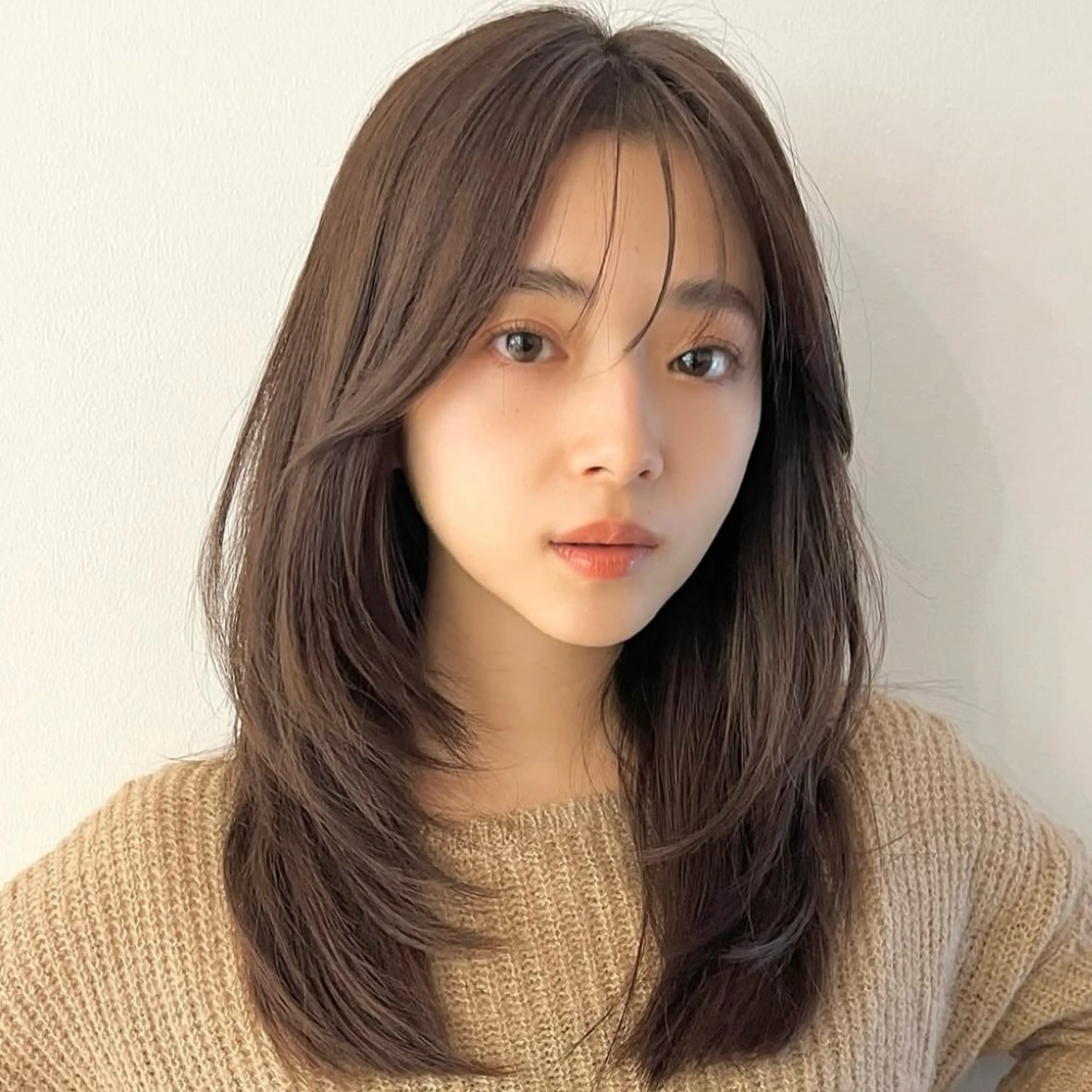 ロング ヘアアレンジ 韓国風ヘア レイヤーカット ロング fifth 石川 凪のヘアスタイル