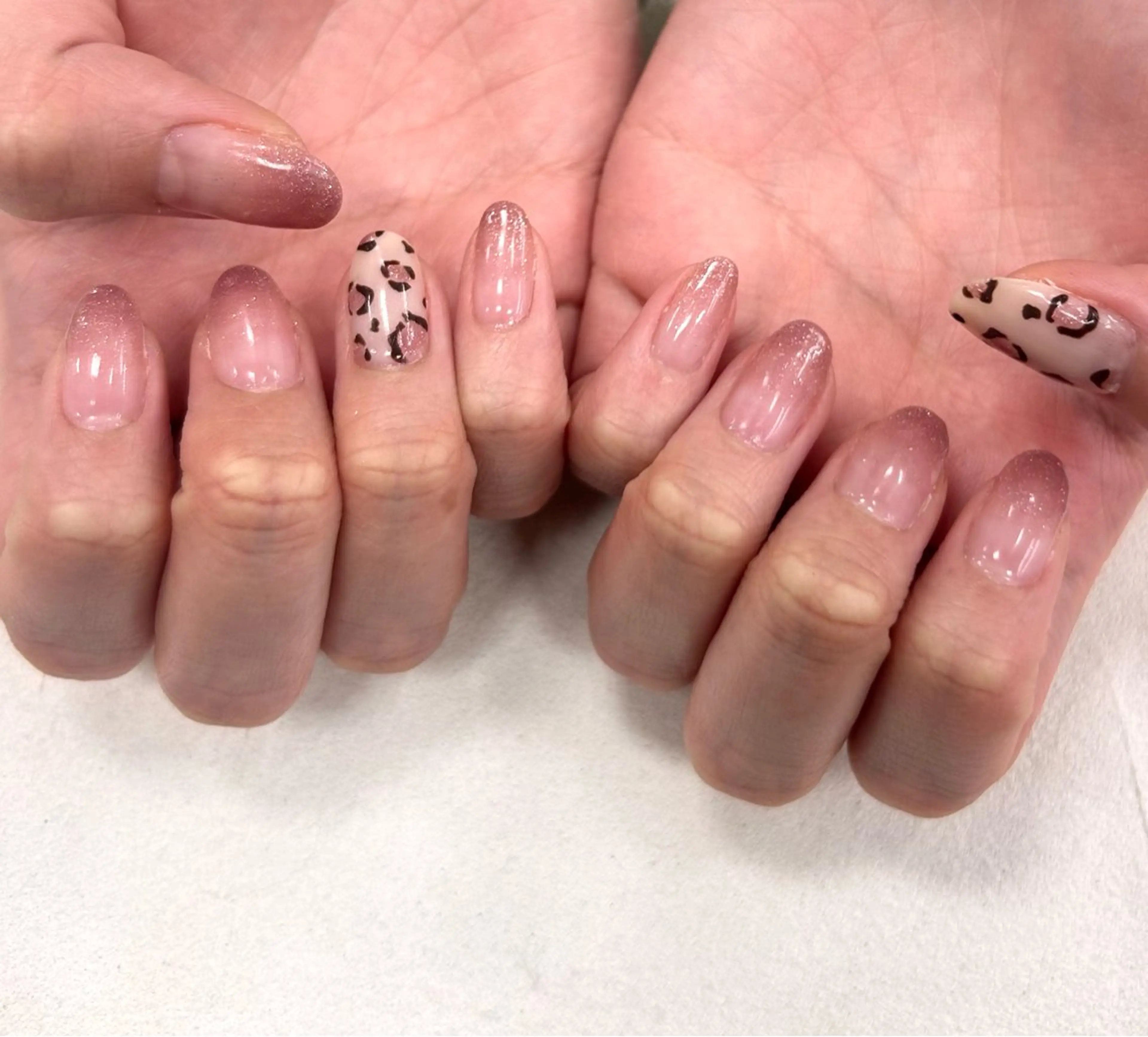 ネイル ハンドネイル Bianca  🎀 Hayakawaのネイルデザイン