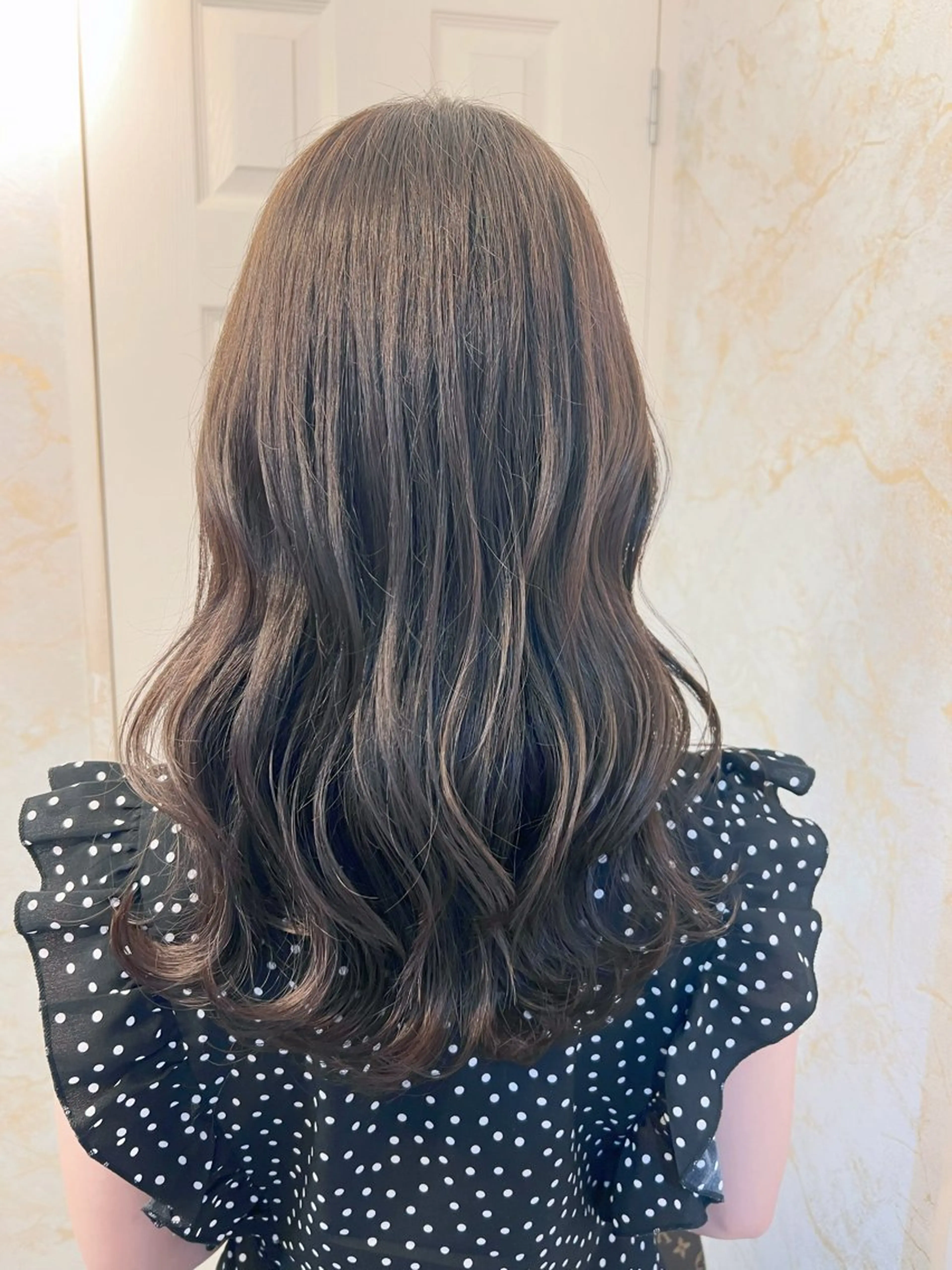 セミロング カット ヘアカラー トリートメント 髪質改善/ メンズカット・パーマのヘアスタイル