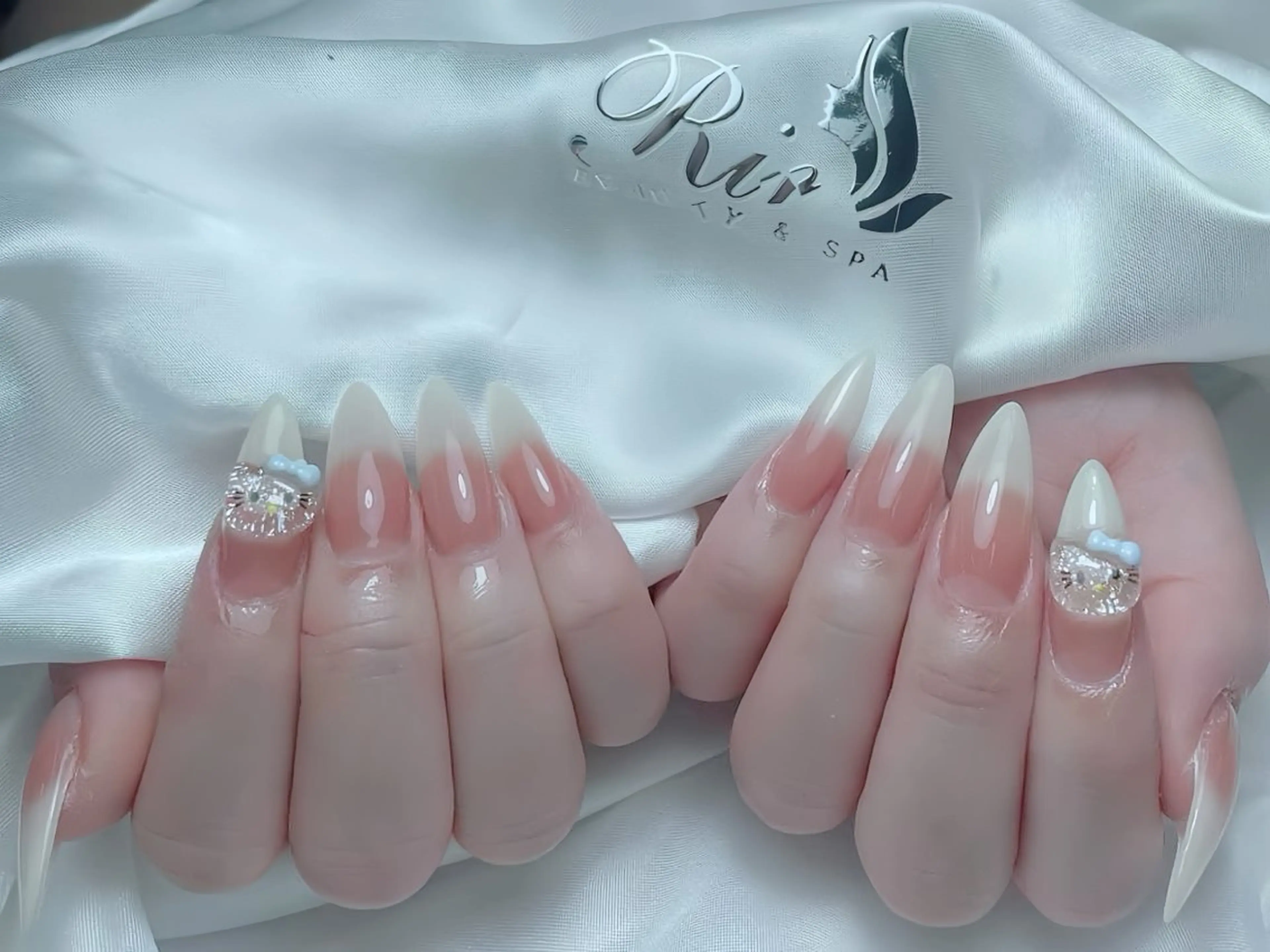 メンズ ネイル メンズ韓国風 クリスマス ボルドー フレンチネイル グラデーション ハンドネイル Rin Nail 新大久保店のネイルデザイン
