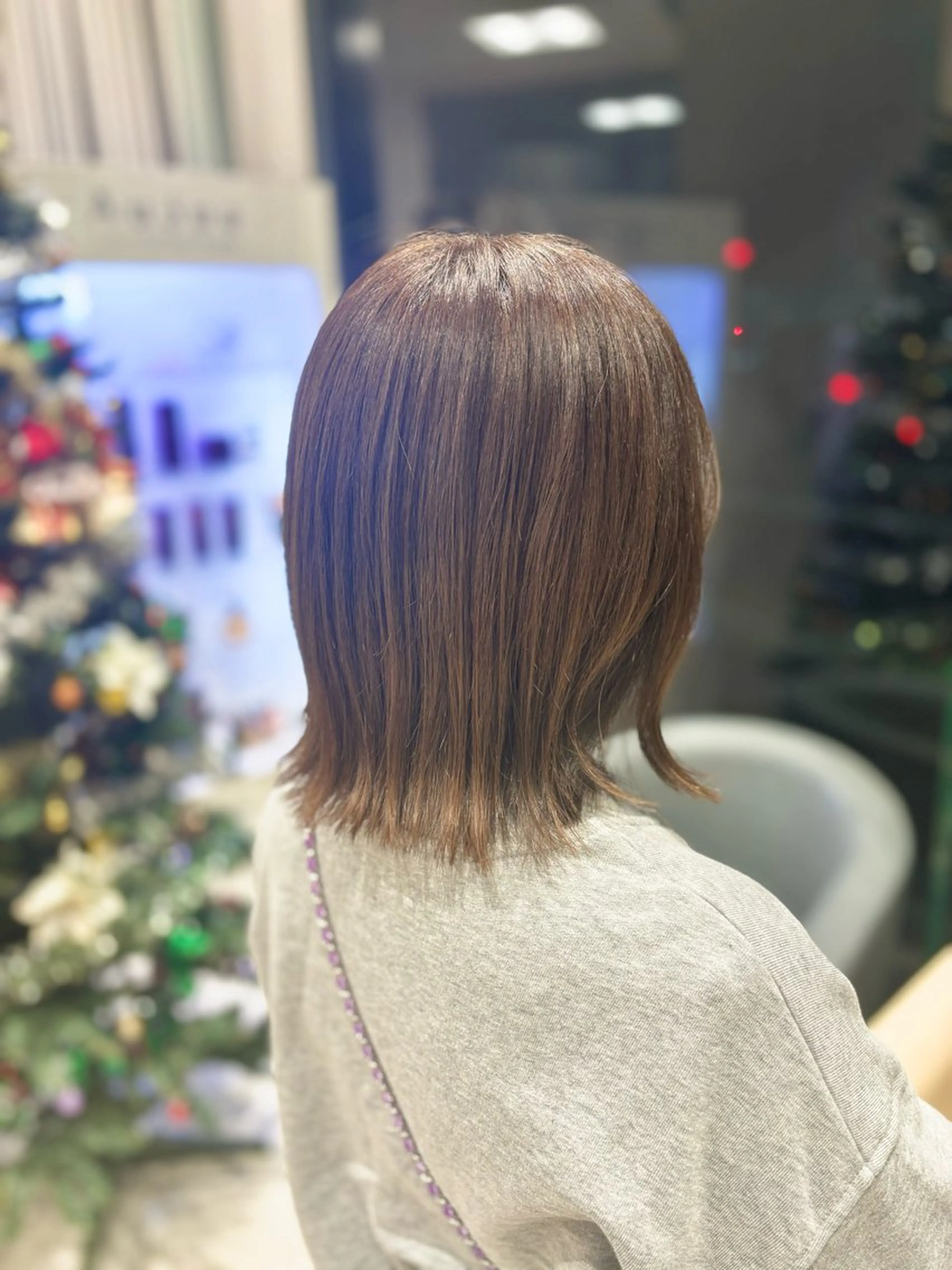 ミディアム カット 🩰 艶髪美髪 shiori🫧のヘアスタイル