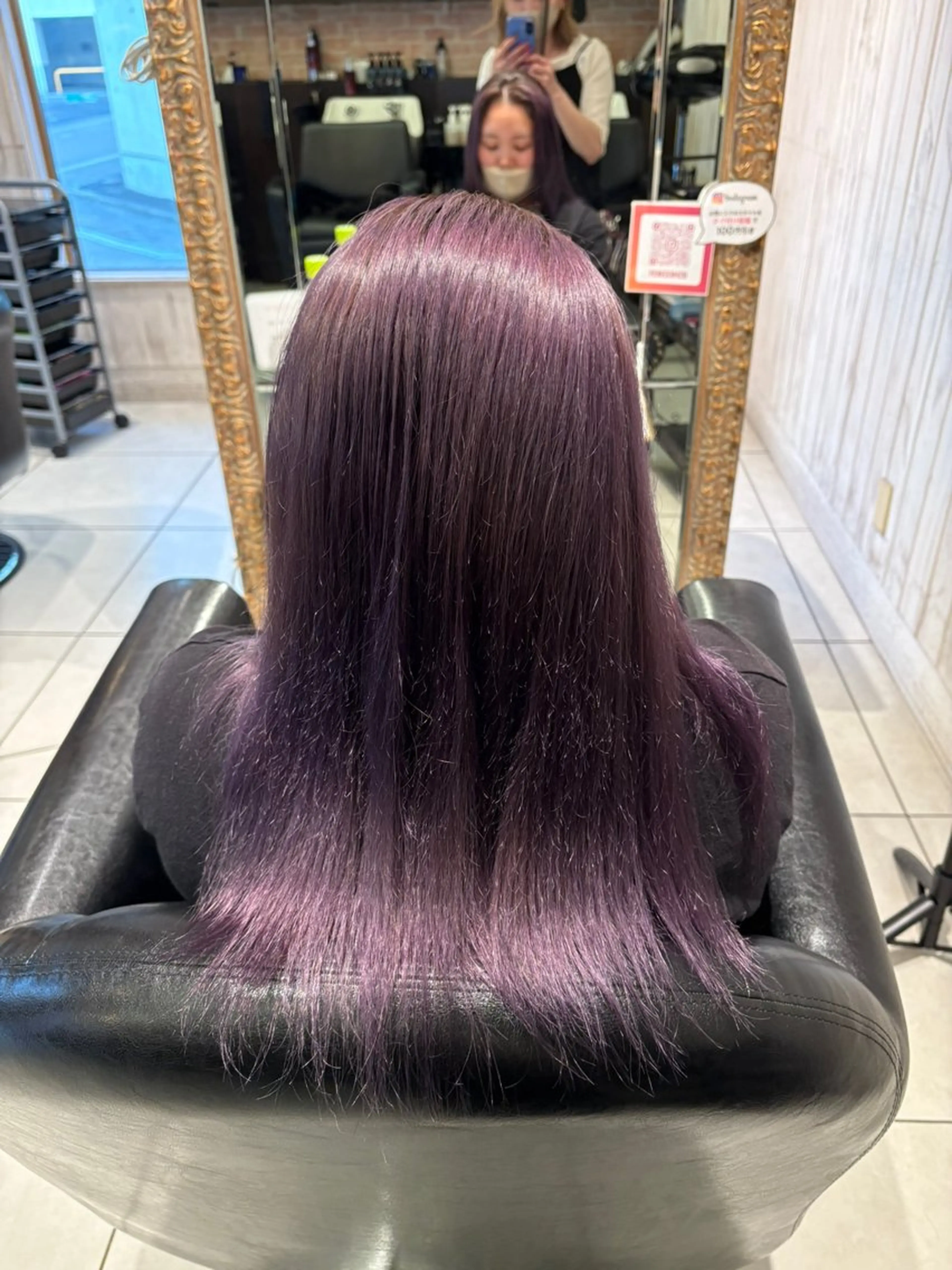 セミロング 鶴谷 麻衣のヘアスタイル