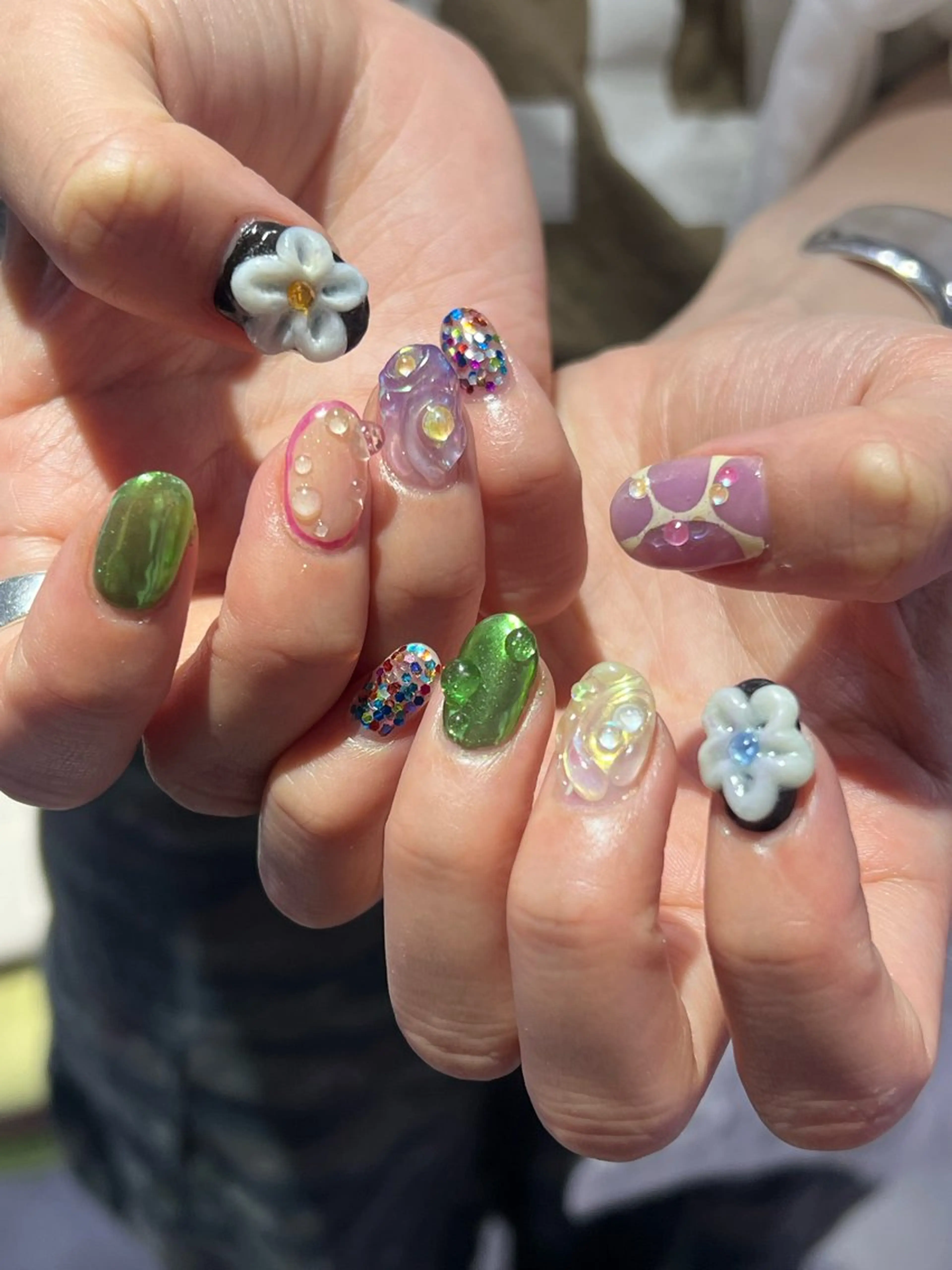 ネイル ハンドネイル Hata nail 🎀個性派ニュアンスのネイルデザイン