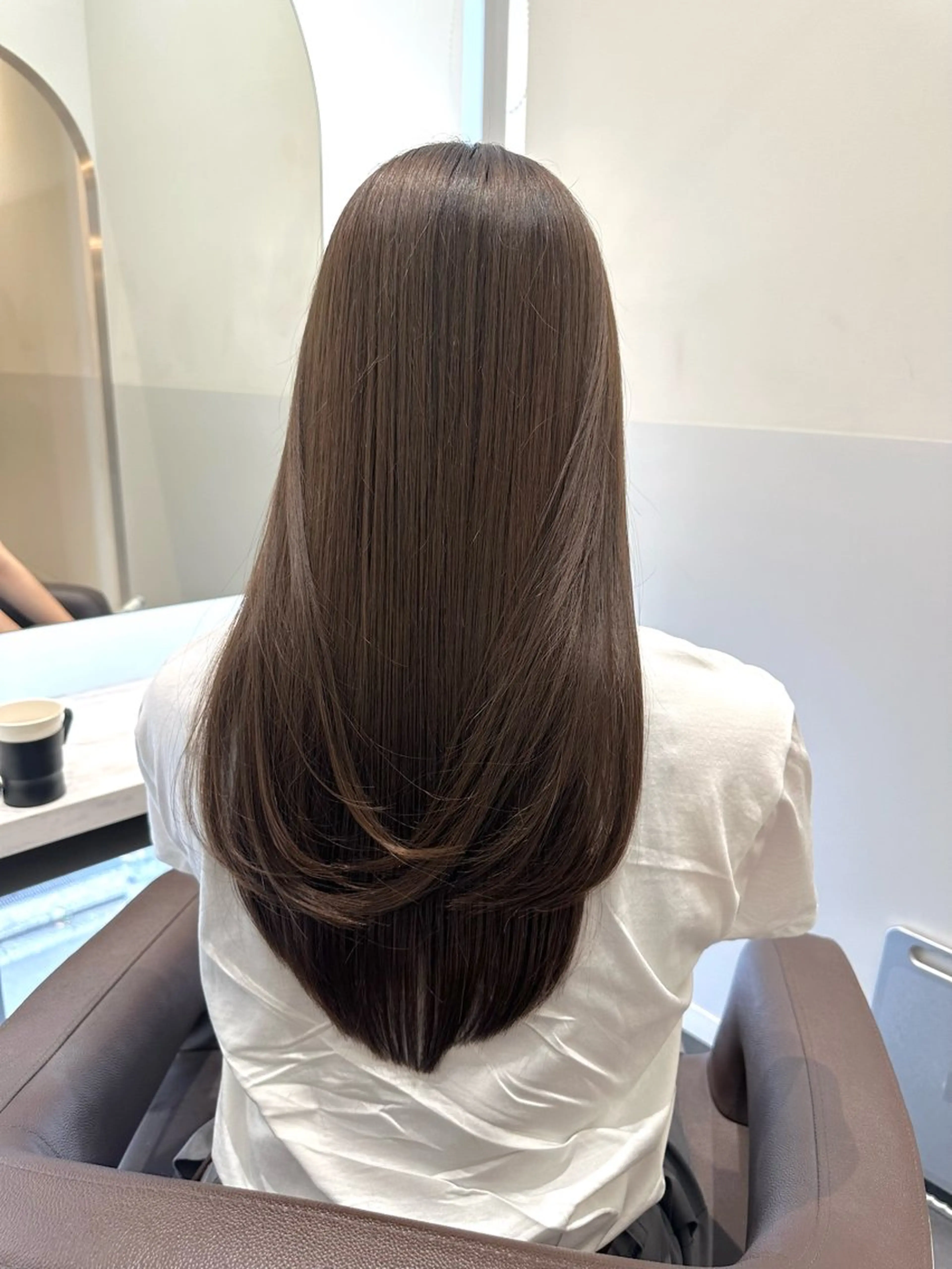 セミロング カラー ベージュカラー ブリーチ ブリーチなしカラー 矢野 晃平のヘアスタイル