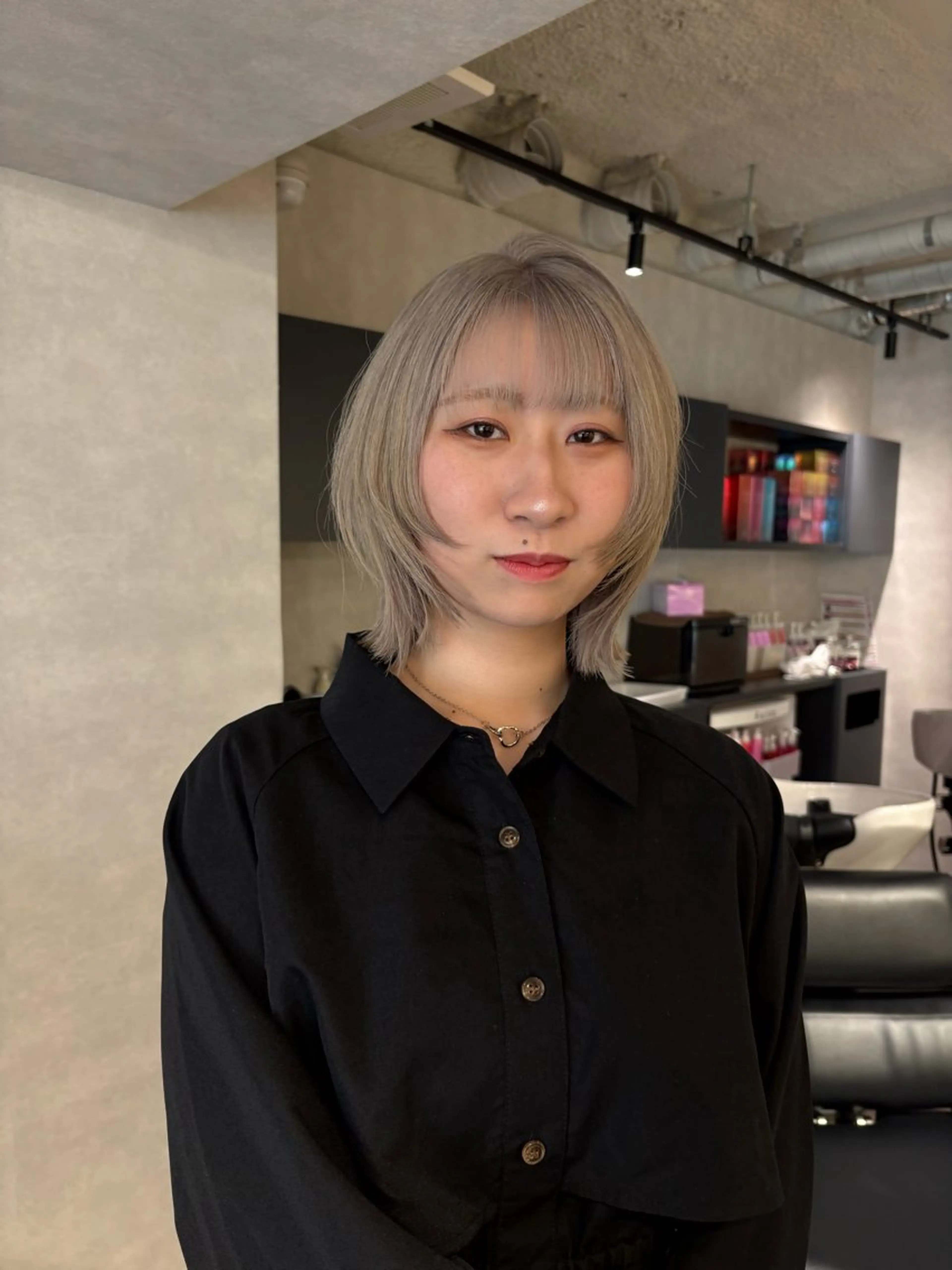 ショート ヘアカラー ショート・ボブ 🌈chinaのヘアスタイル