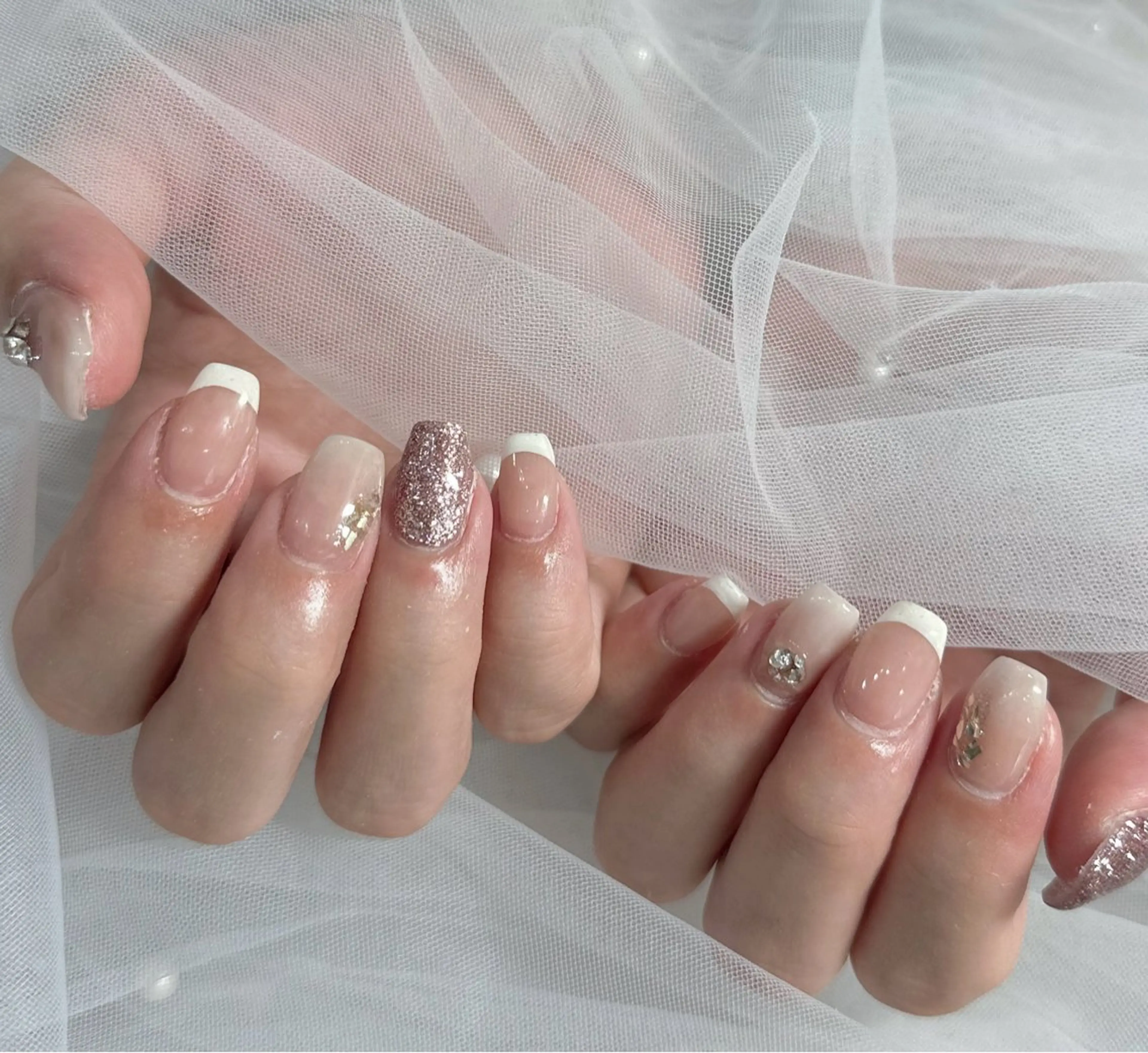 ネイル ハンドネイル フットネイル LAVISH nanamiのネイルデザイン