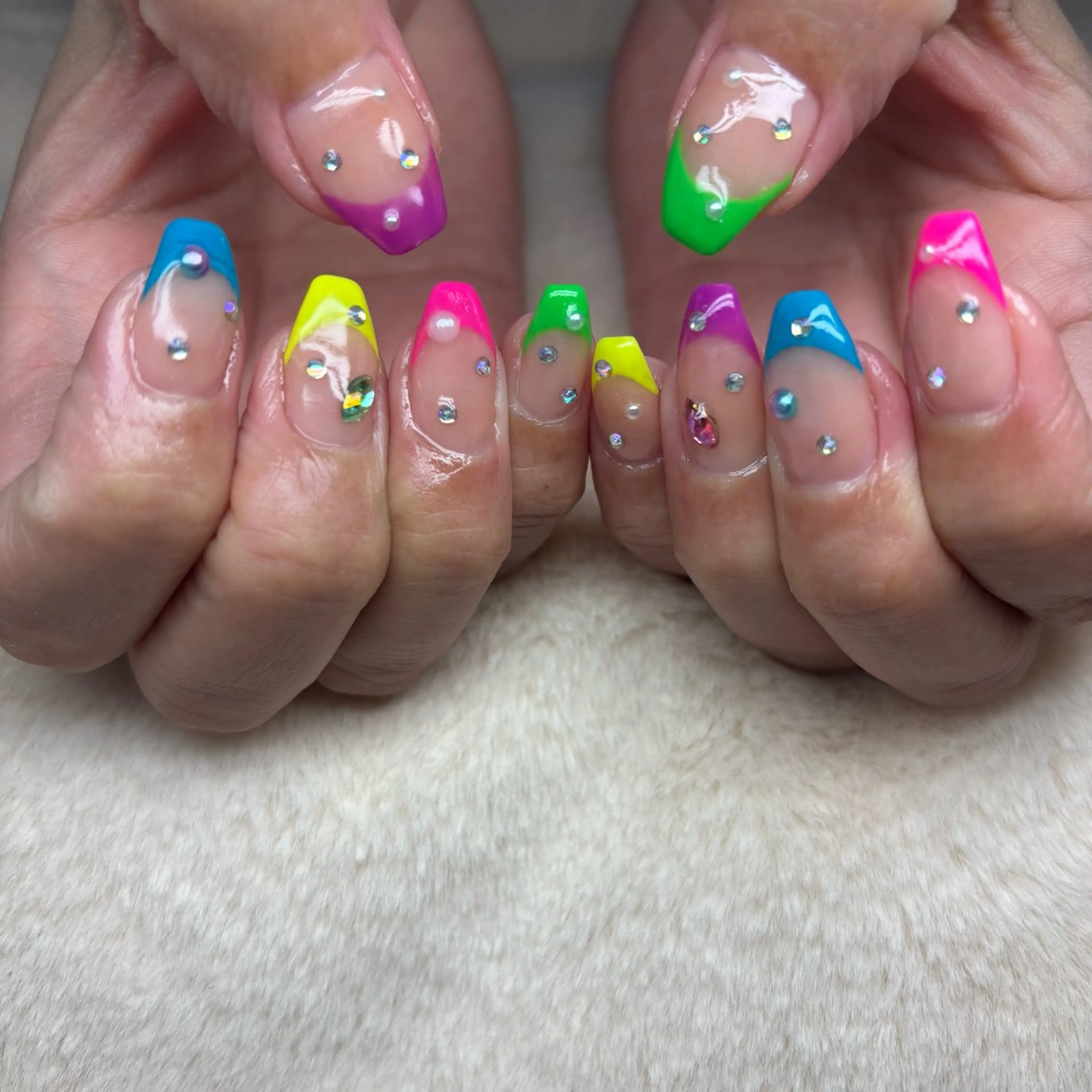 ネイル es nailのネイルデザイン