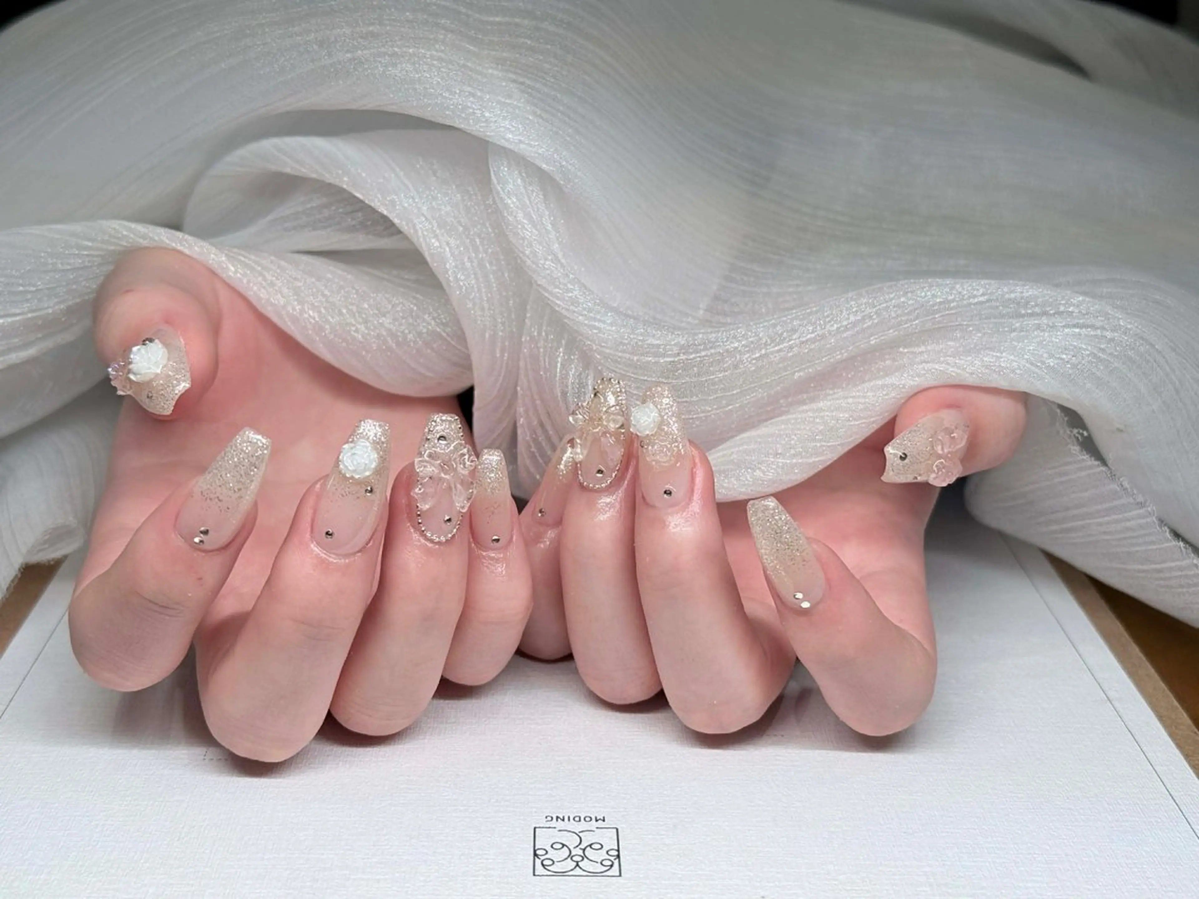 ネイル オーロラネイル ブルー チークネイル 長さ出し フットネイル ハンドネイル NAILS168 チップ長さ出し専門店のネイルデザイン