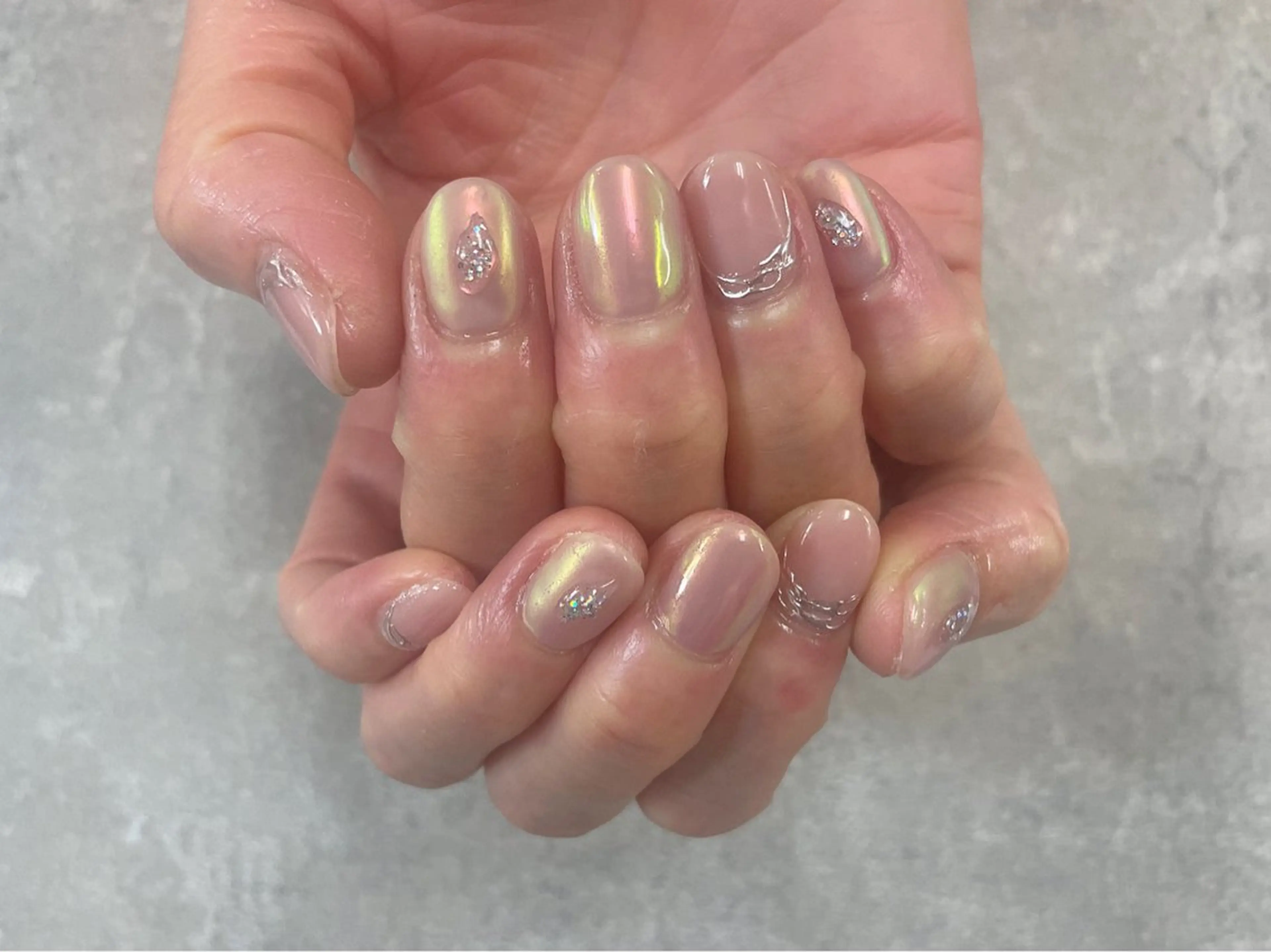 ネイル オーロラネイル マットネイル ミラーネイル ニュアンスネイル foglia❁. ⌇imamuraのネイルデザイン