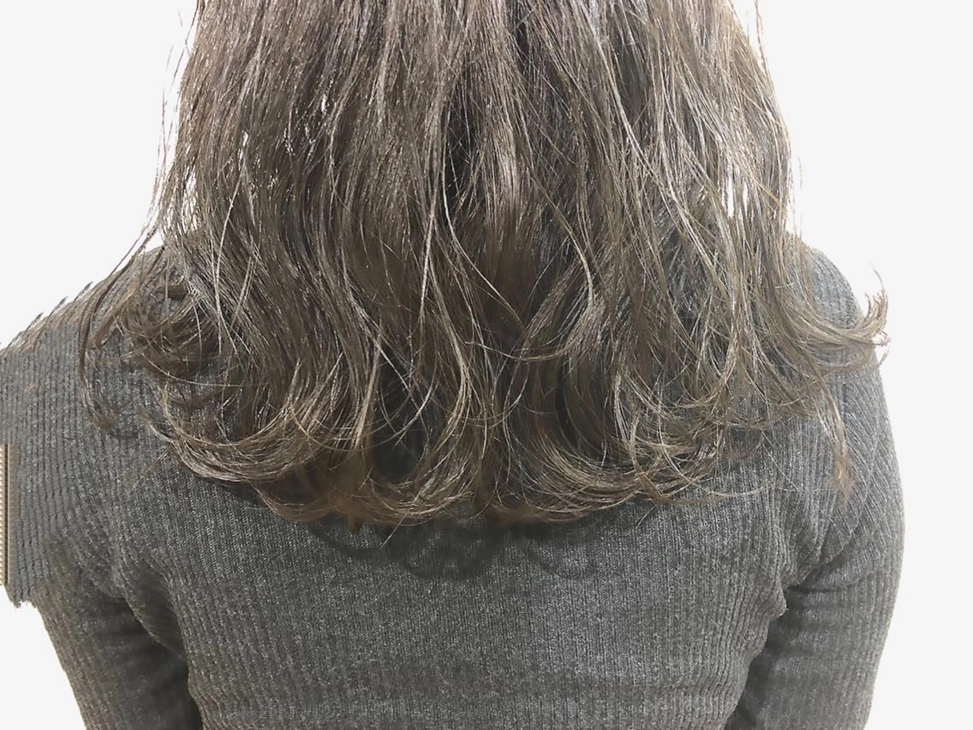 ミディアム カラー modern made モダンメイド所属・イメチェン☆丁寧接客 田中 優貴のヘアスタイル