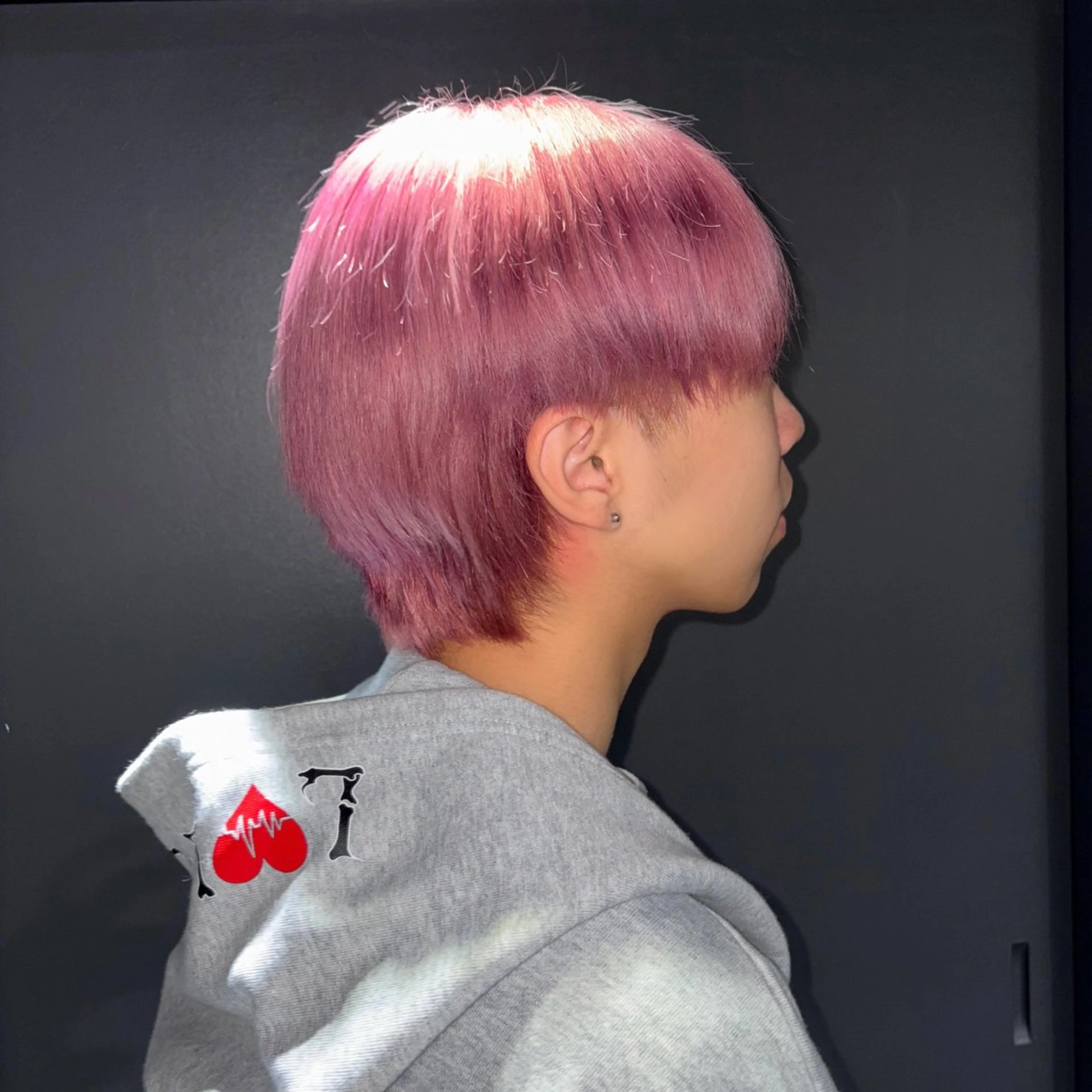 カラー メンズ メンズブリーチ メンズハイトーン ブリーチ ケアブリーチ ハイトーンカラー ヘアカラー ★デザインカラー ハイトーン ももか★のヘアスタイル