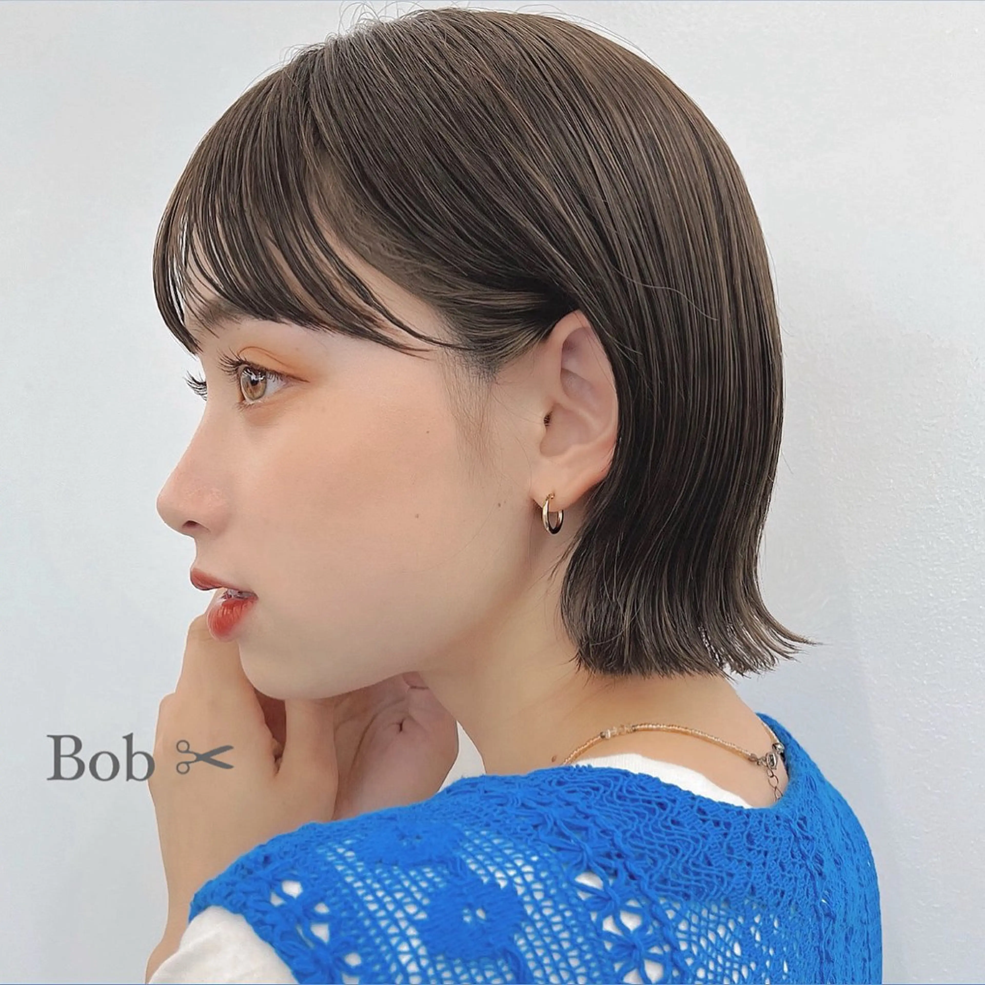 ショート カラー ヘアアレンジ ボブ 外ハネヘア 🌱ボブ/レイヤー/ ベージュ/あやみ✨のヘアスタイル