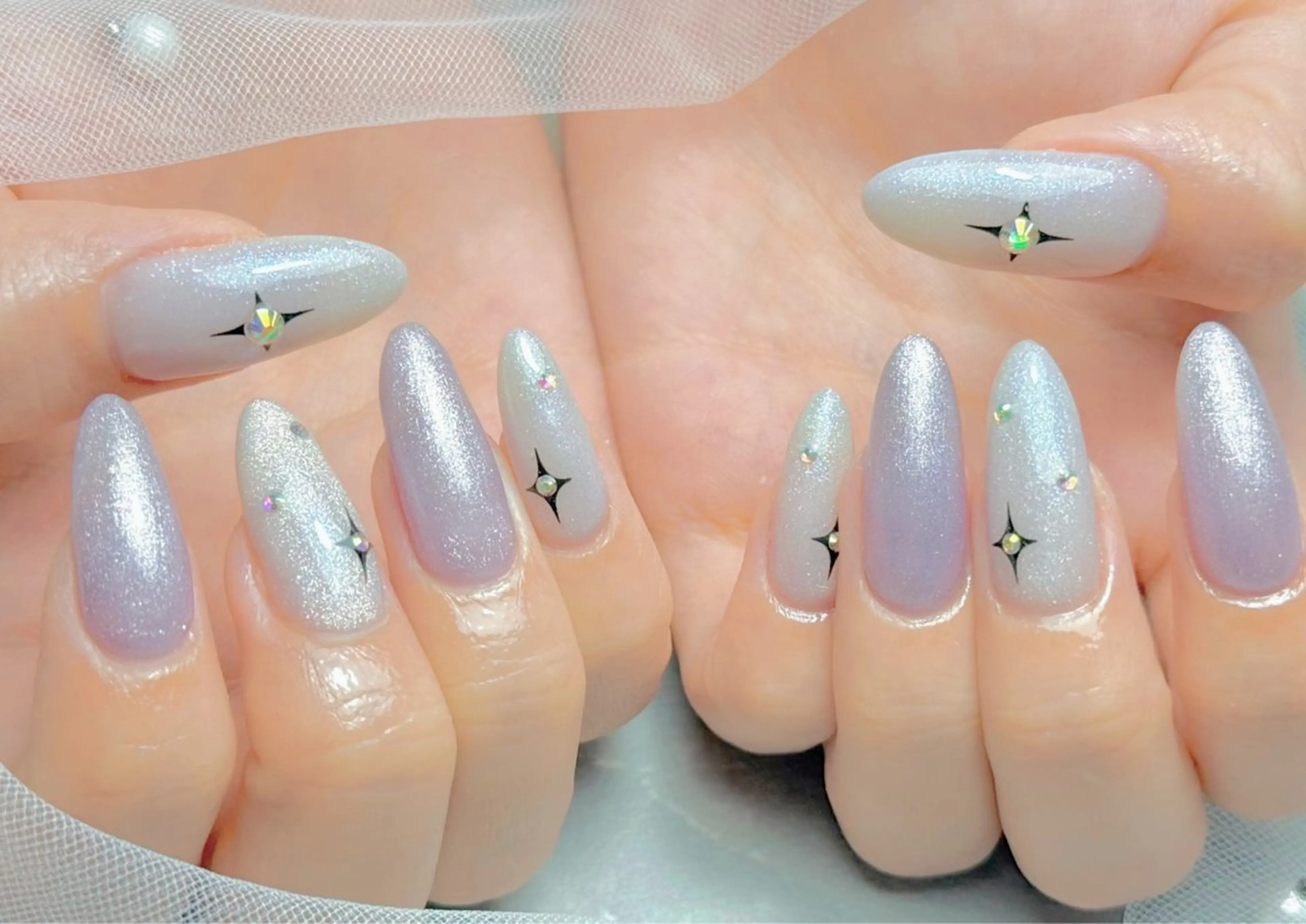 ネイル ハンドネイル マジック ミラーのネイルデザイン