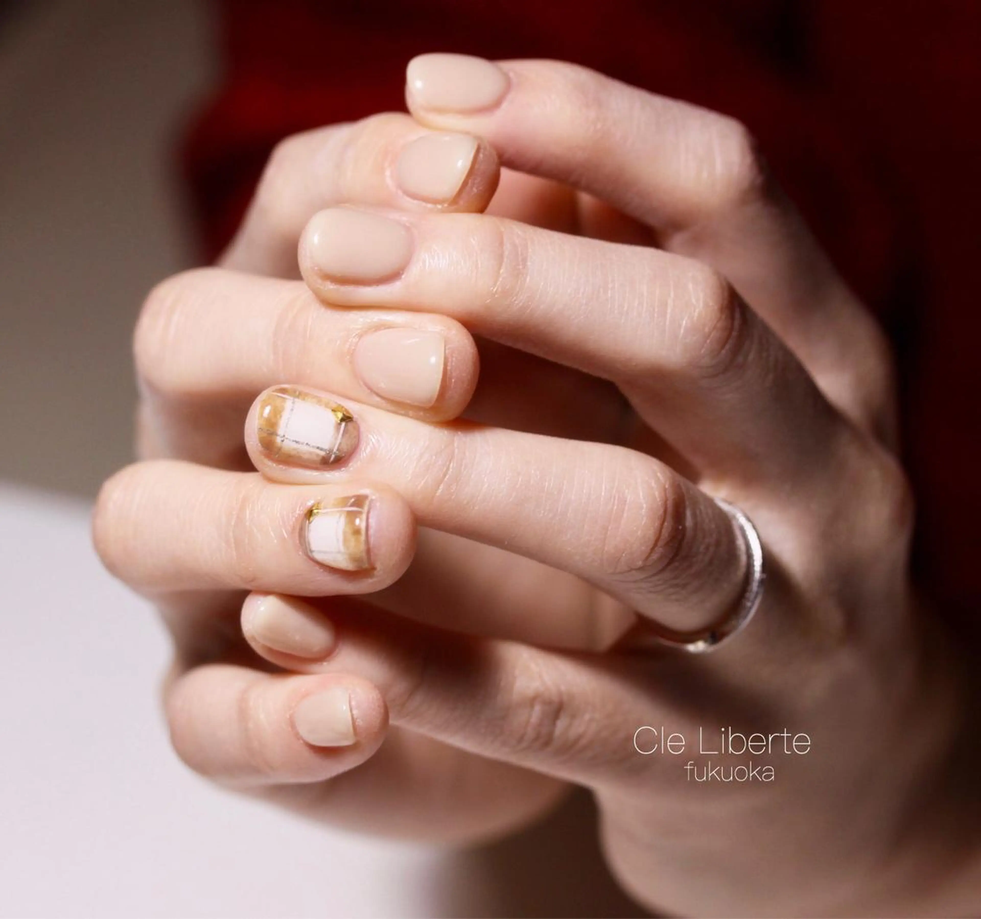 ネイル カジュアル ロングネイル 赤色 ショートネイル シンプルネイル Elio 国泰寺のネイルデザイン