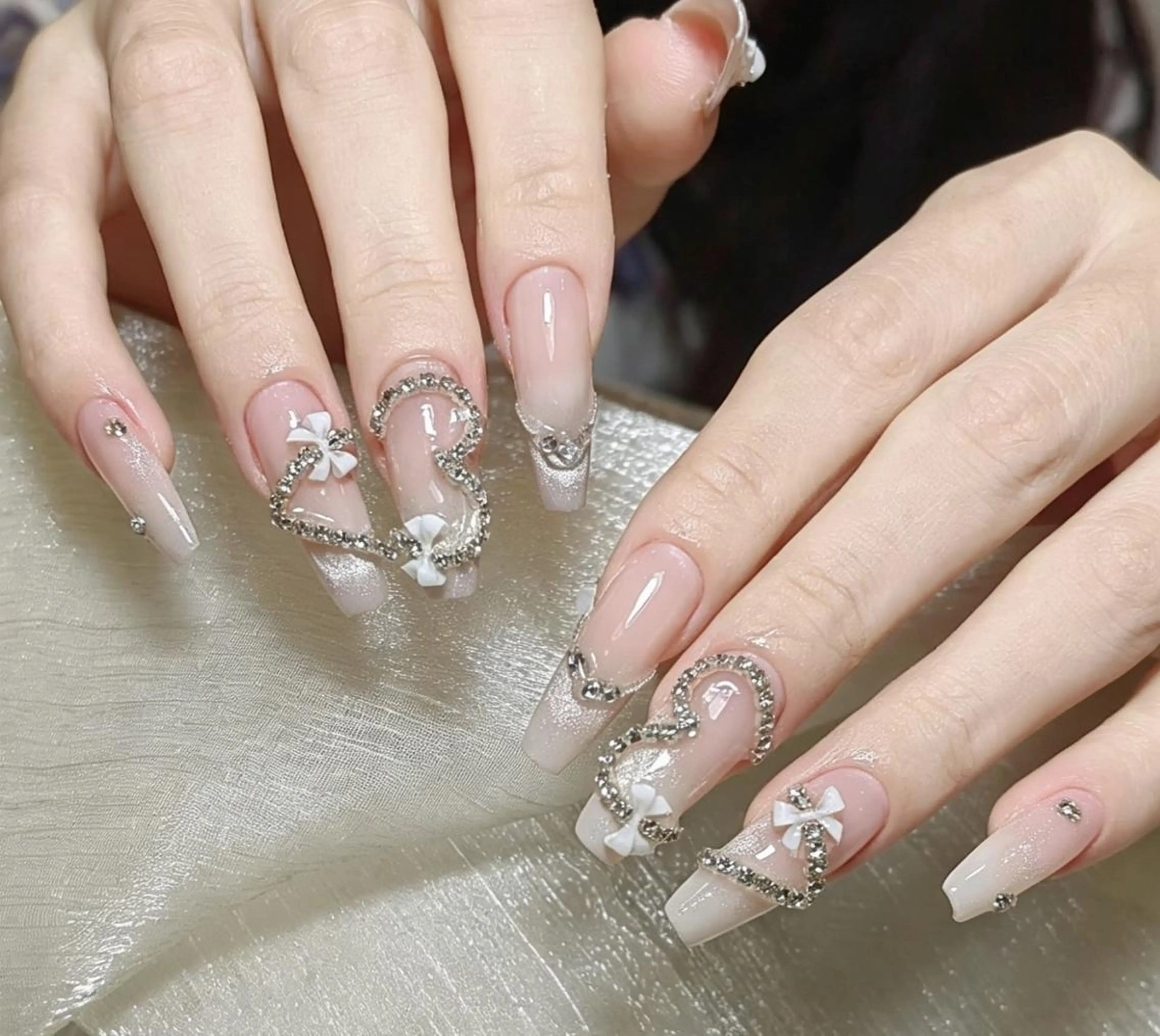 ネイル ハンドネイル 🎀 NaNa_nailのネイルデザイン