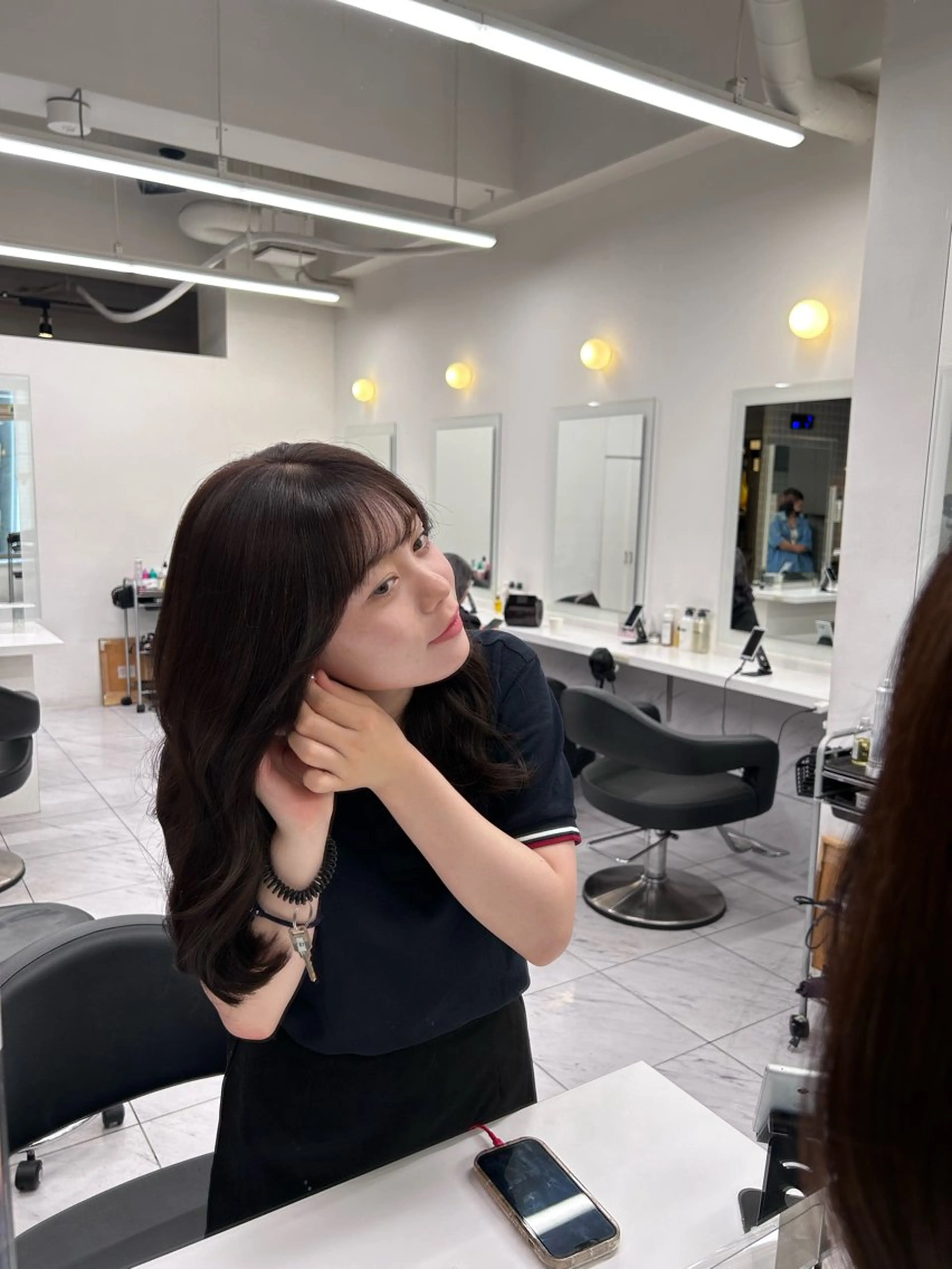 カラー ヘアカラー 透明感ベージュ🤎 ナチュラルレイヤーのヘアスタイル