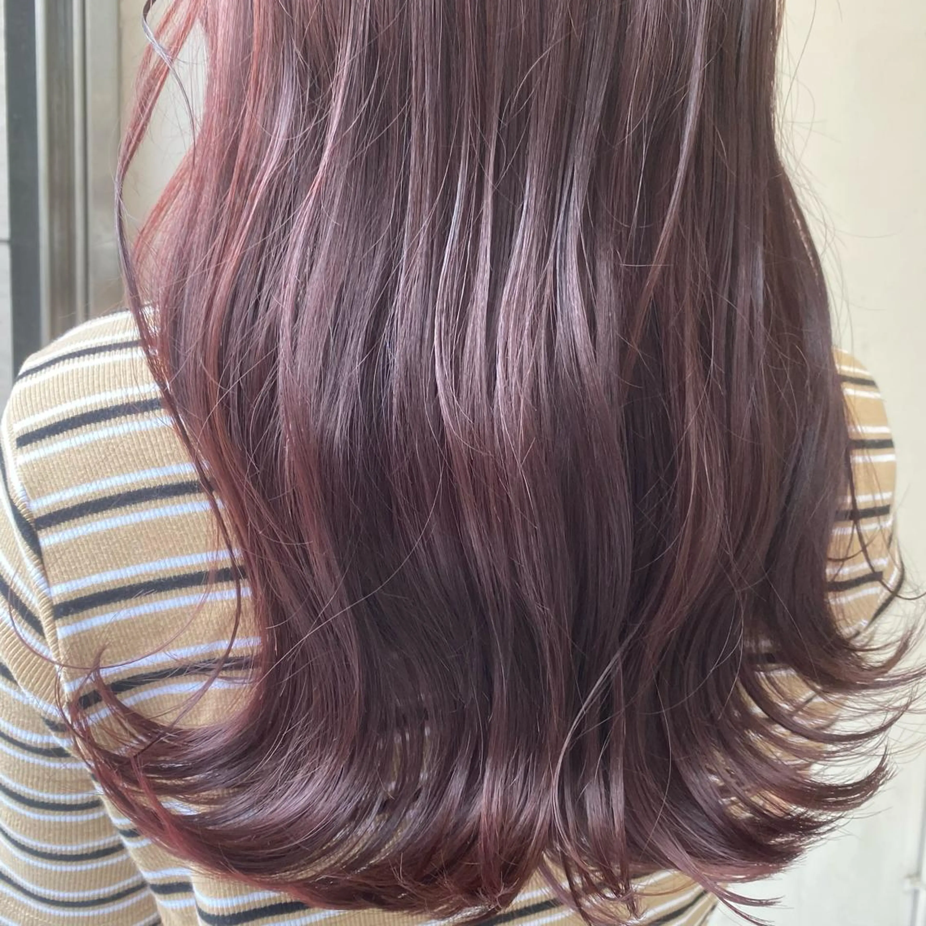 セミロング カラー ブリーチ ブリーチなしカラー レッドカラー 💚 nao💚のヘアスタイル