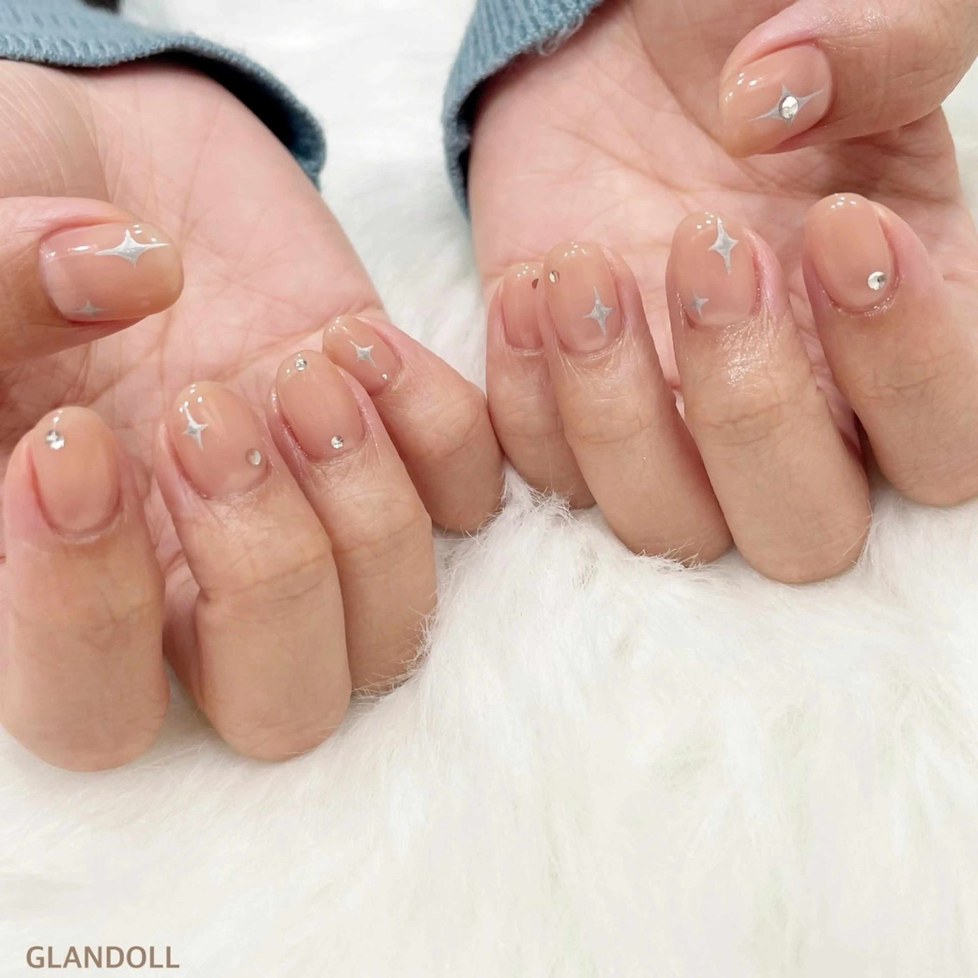 ネイル アートネイル 持ち込み ハンドネイル GLANDOLL YURIのネイルデザイン