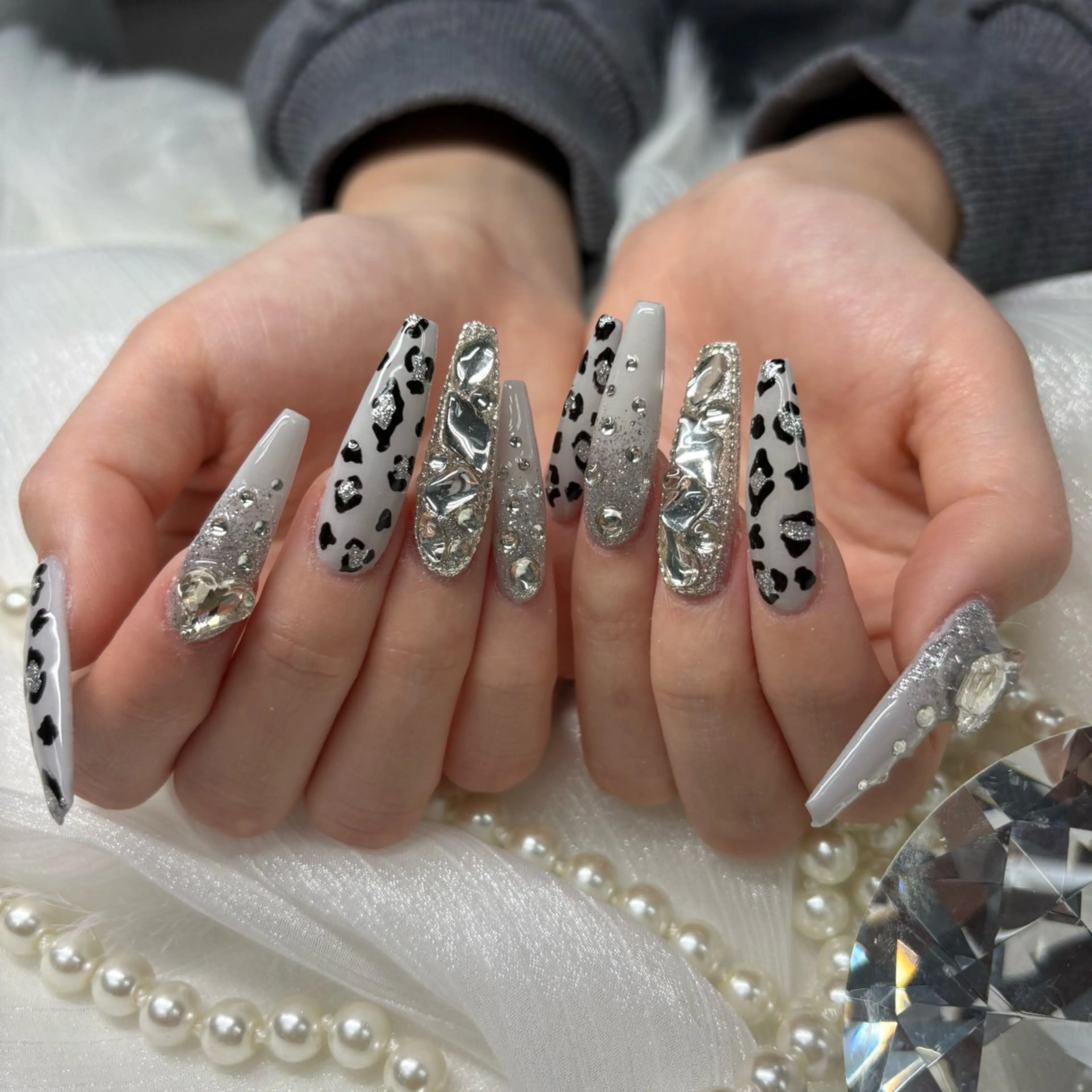 ネイル ハンドネイル SHION  のネイルデザイン